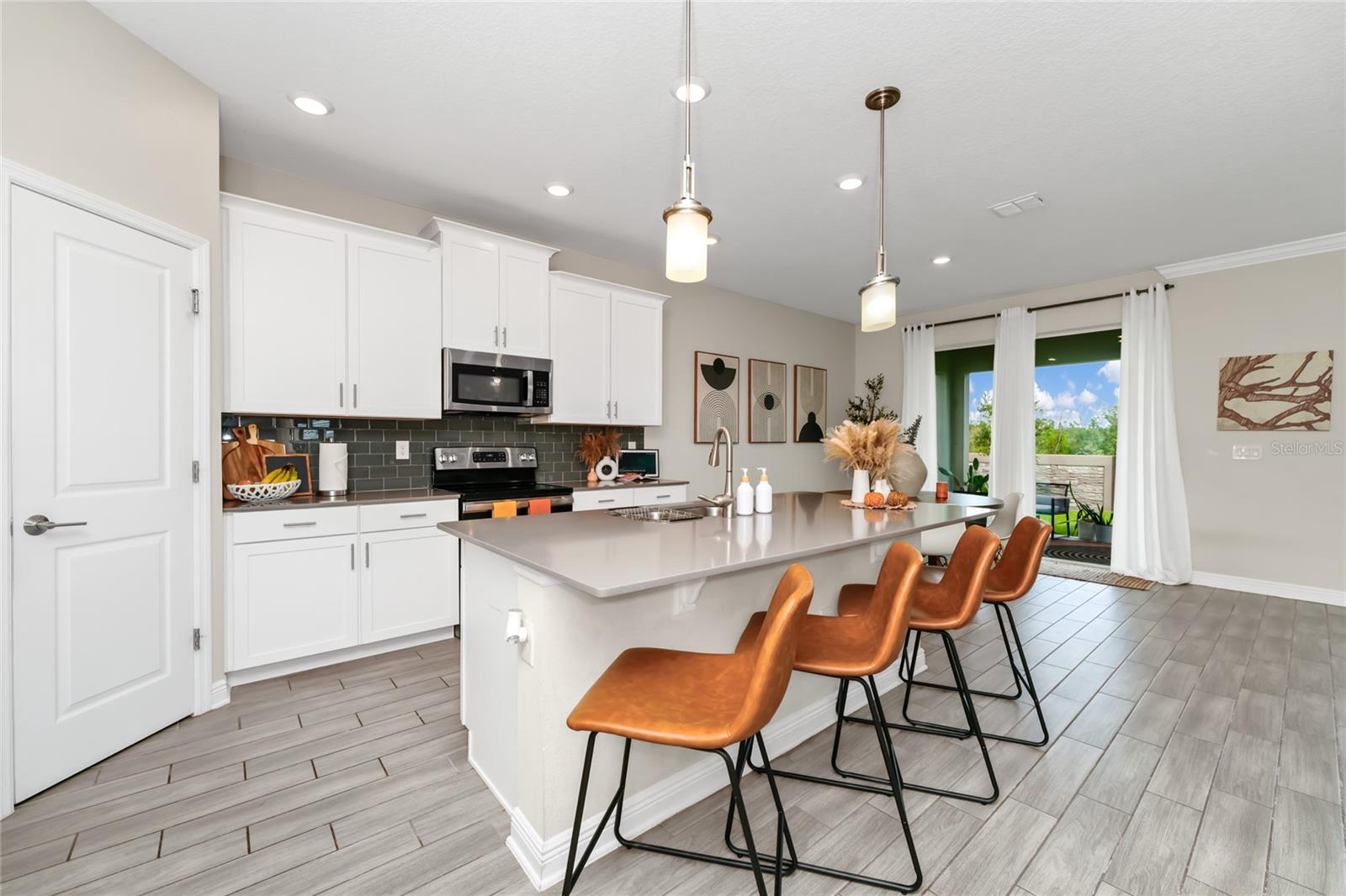 Image 15 of 61 For 2862 American Elm Cove