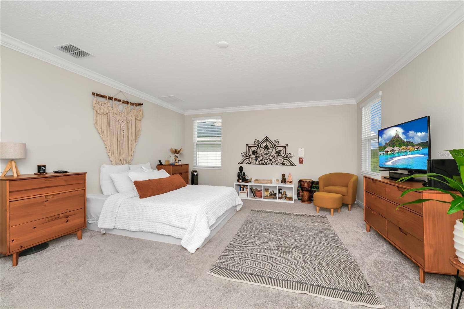 Image 25 of 61 For 2862 American Elm Cove