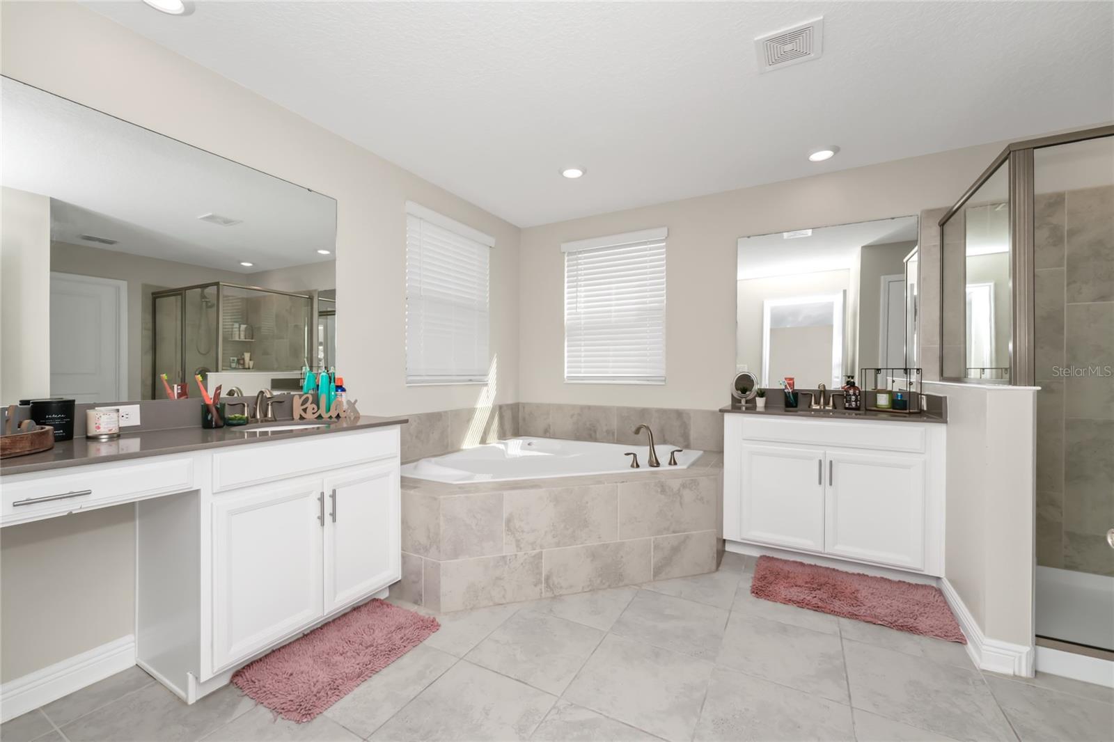 Image 27 of 61 For 2862 American Elm Cove