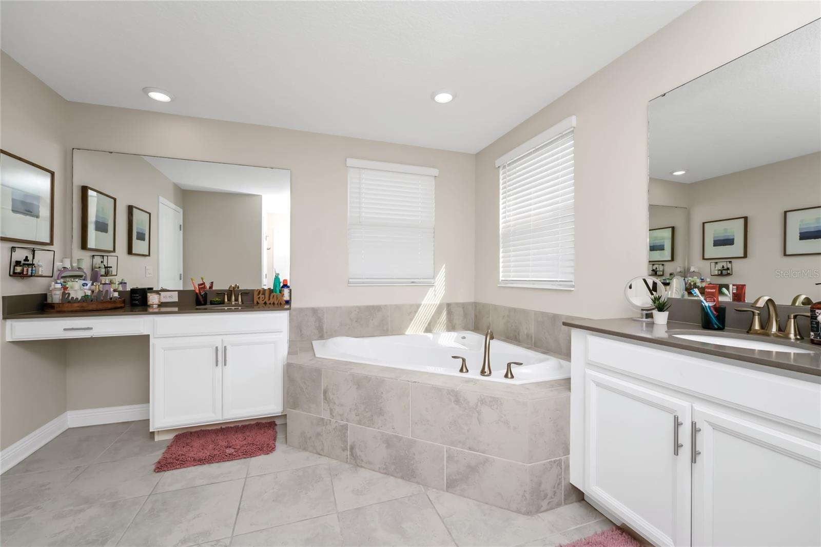 Image 29 of 61 For 2862 American Elm Cove