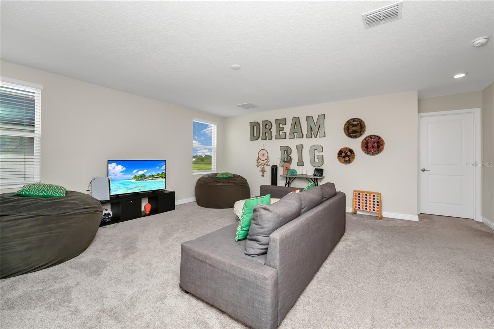 Image 31 of 61 For 2862 American Elm Cove