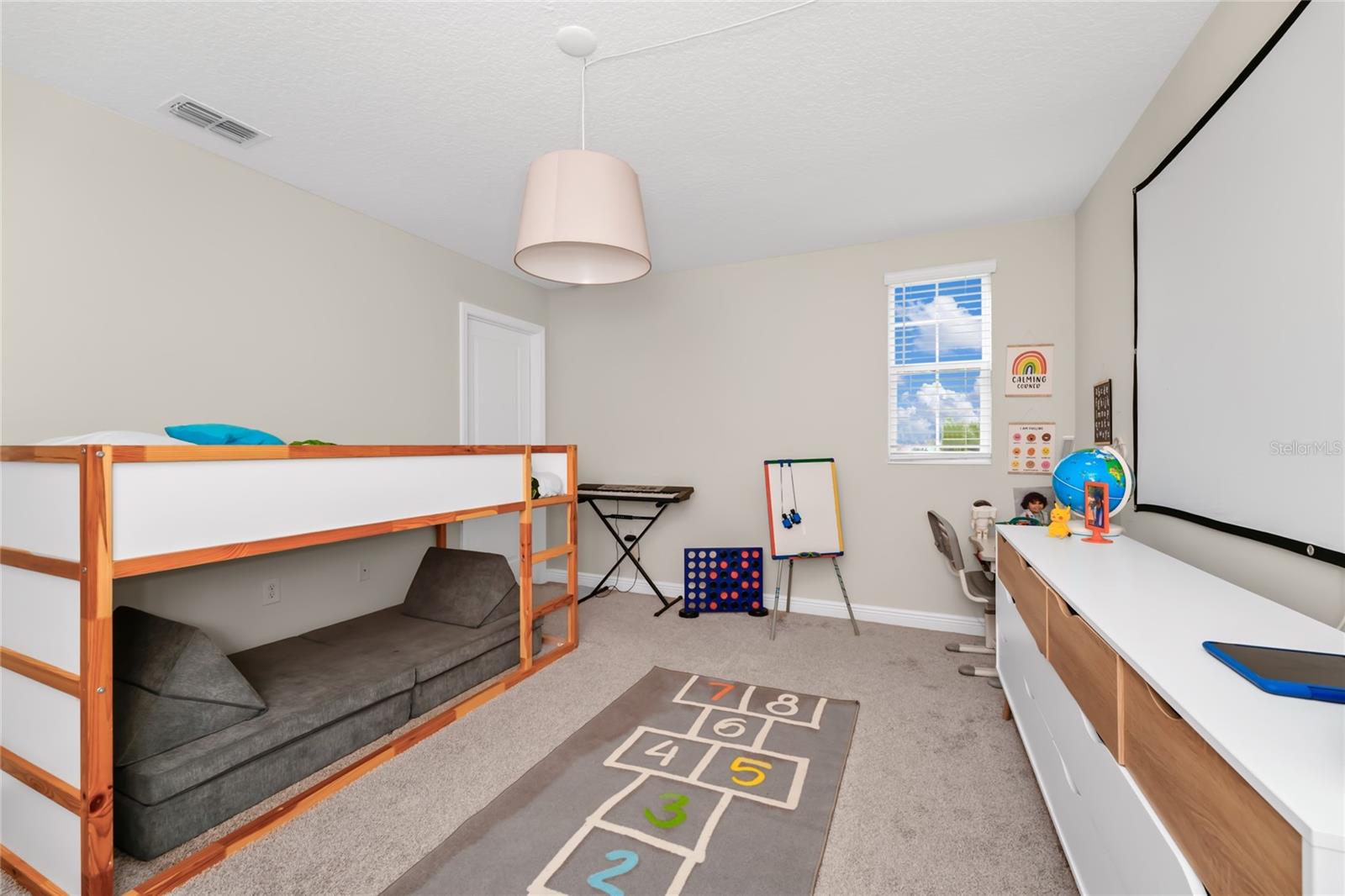 Image 33 of 61 For 2862 American Elm Cove