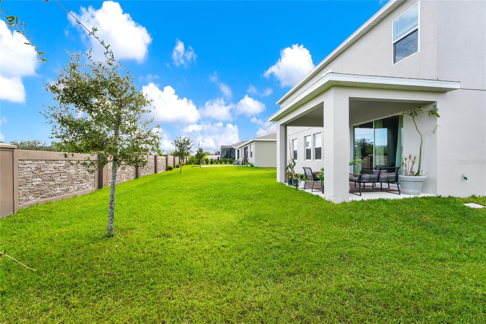 Image 42 of 61 For 2862 American Elm Cove