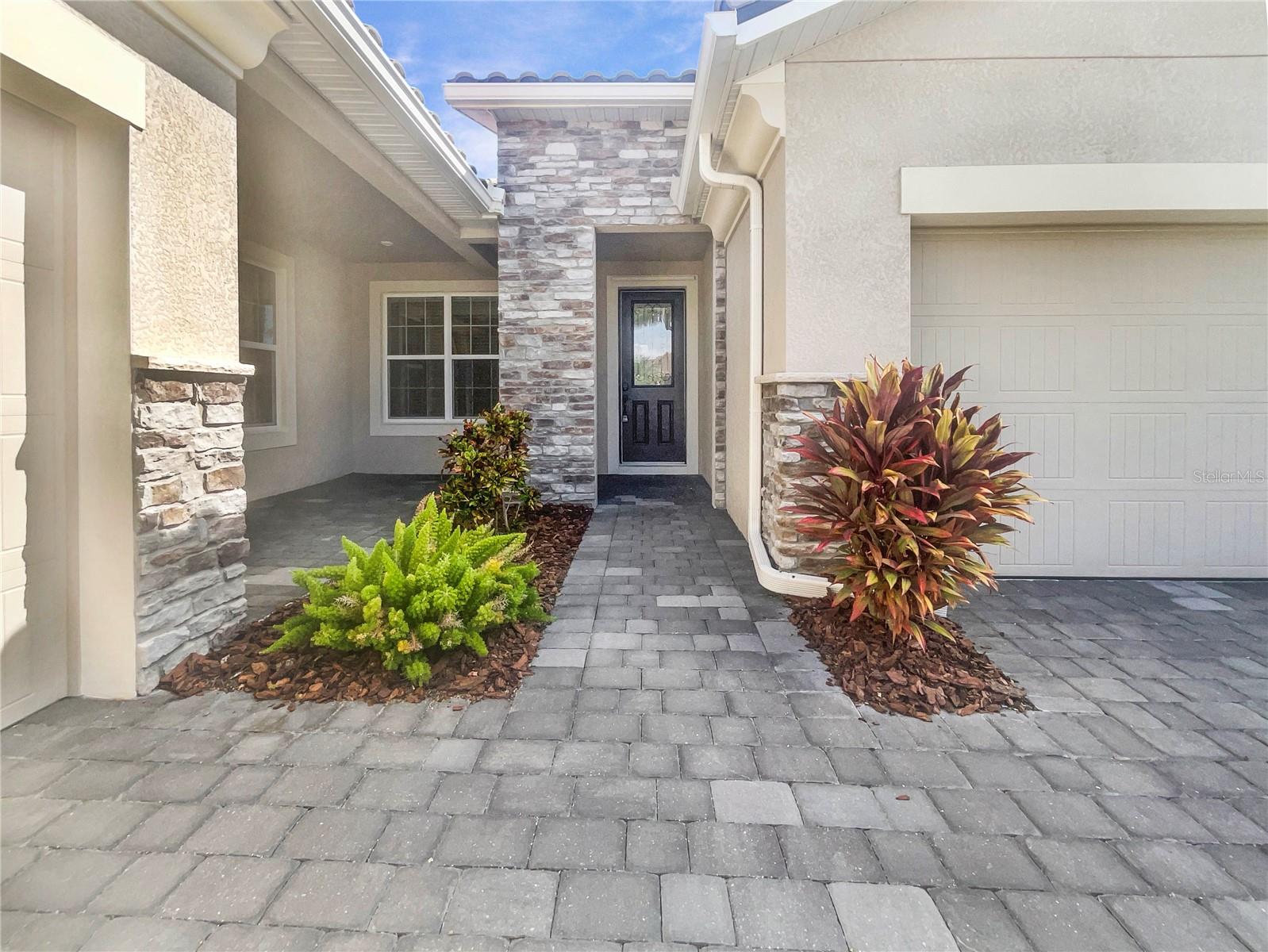 Image 4 of 52 For 20296 Bandera Place