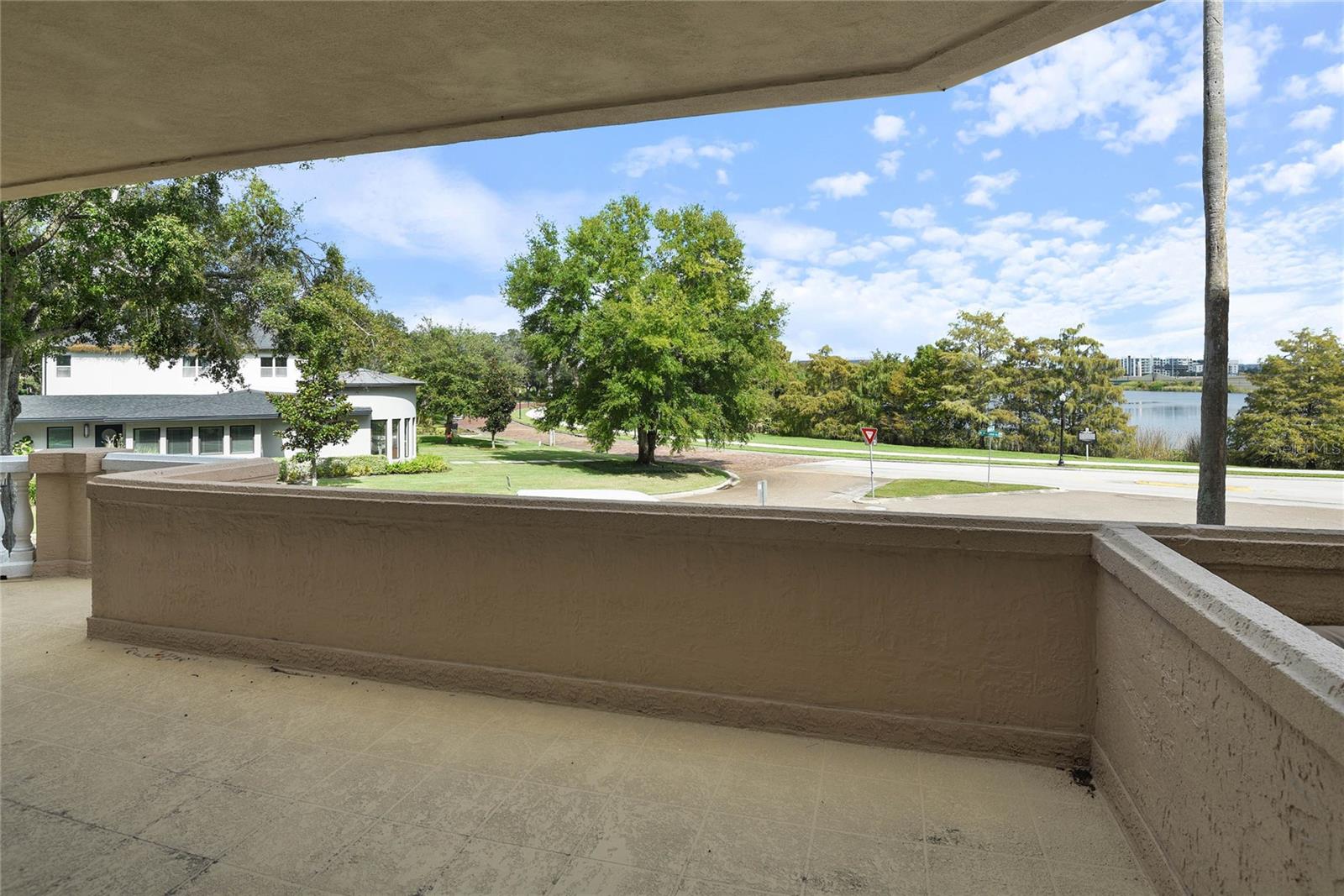 Image 13 of 71 For 1110 Ivanhoe Boulevard 5