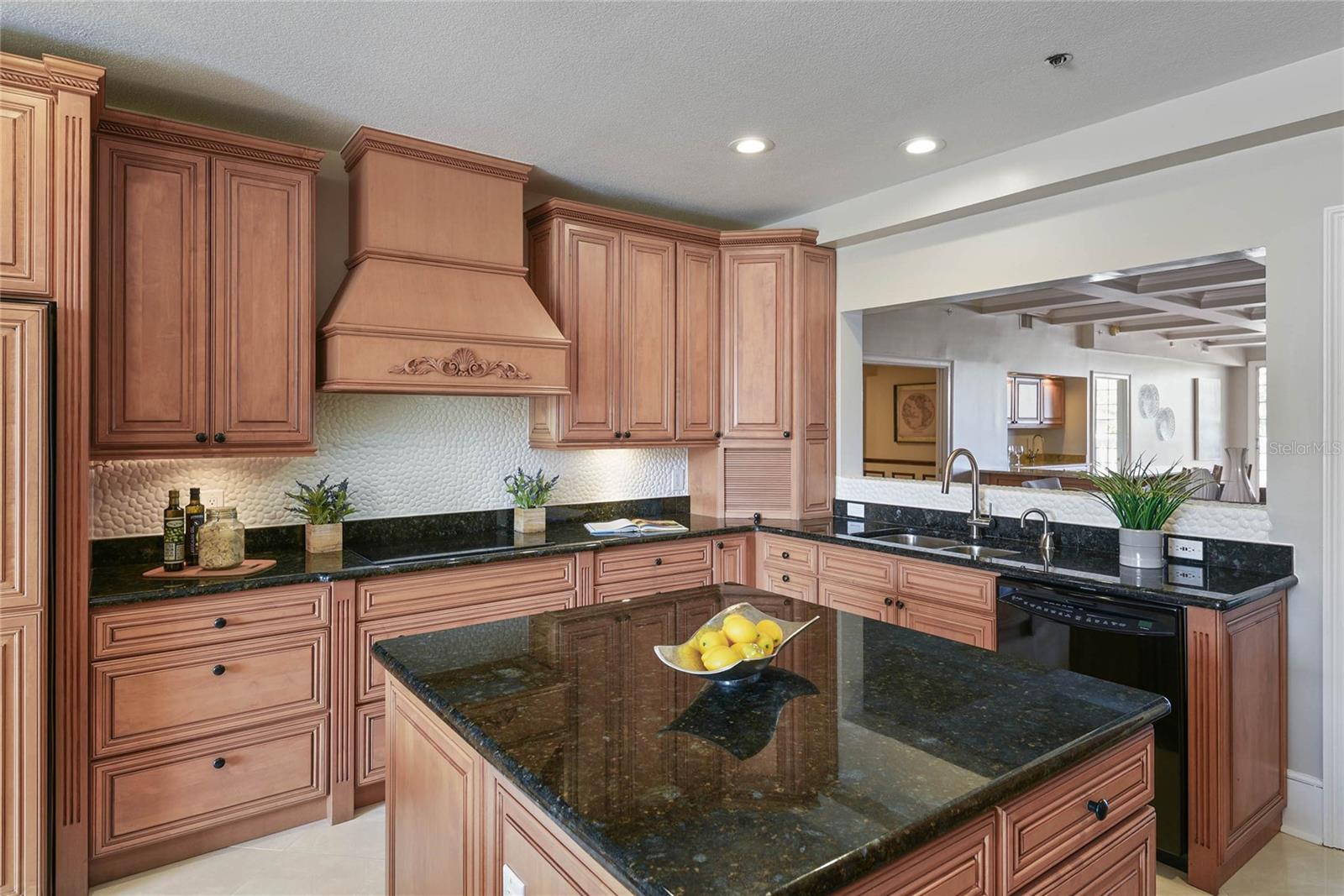 Image 19 of 71 For 1110 Ivanhoe Boulevard 5