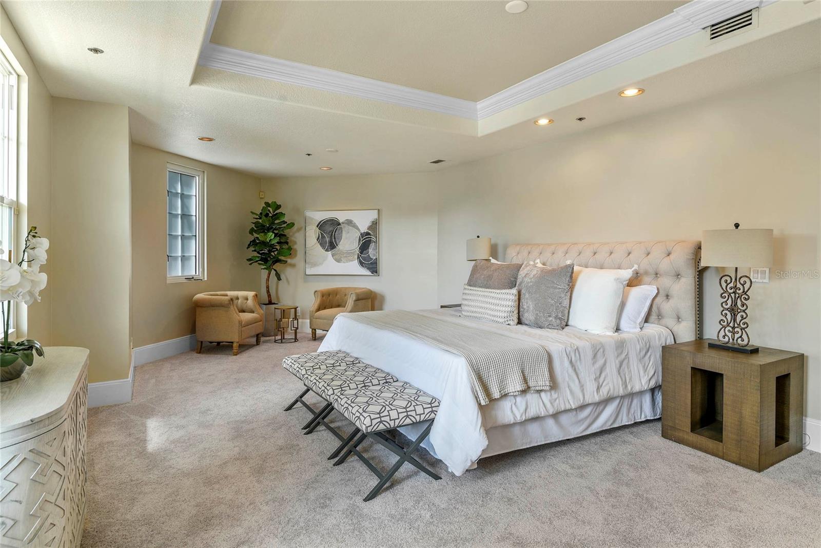 Image 30 of 71 For 1110 Ivanhoe Boulevard 5