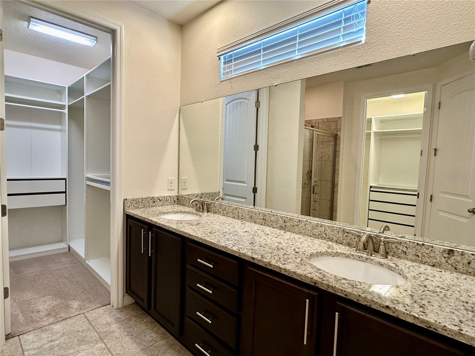 Image 17 of 34 For 13892 Summerport Trail Loop