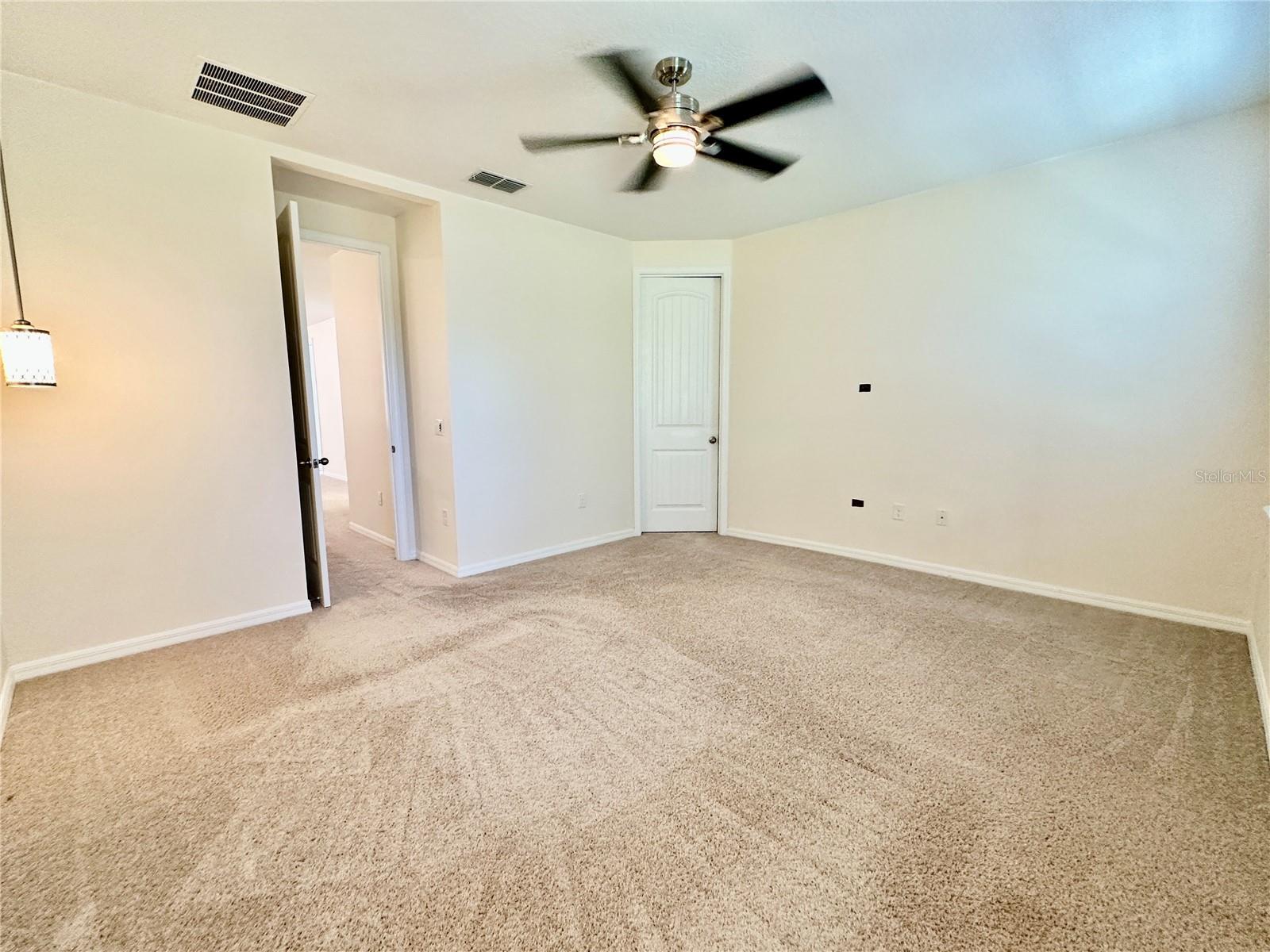 Image 20 of 34 For 13892 Summerport Trail Loop