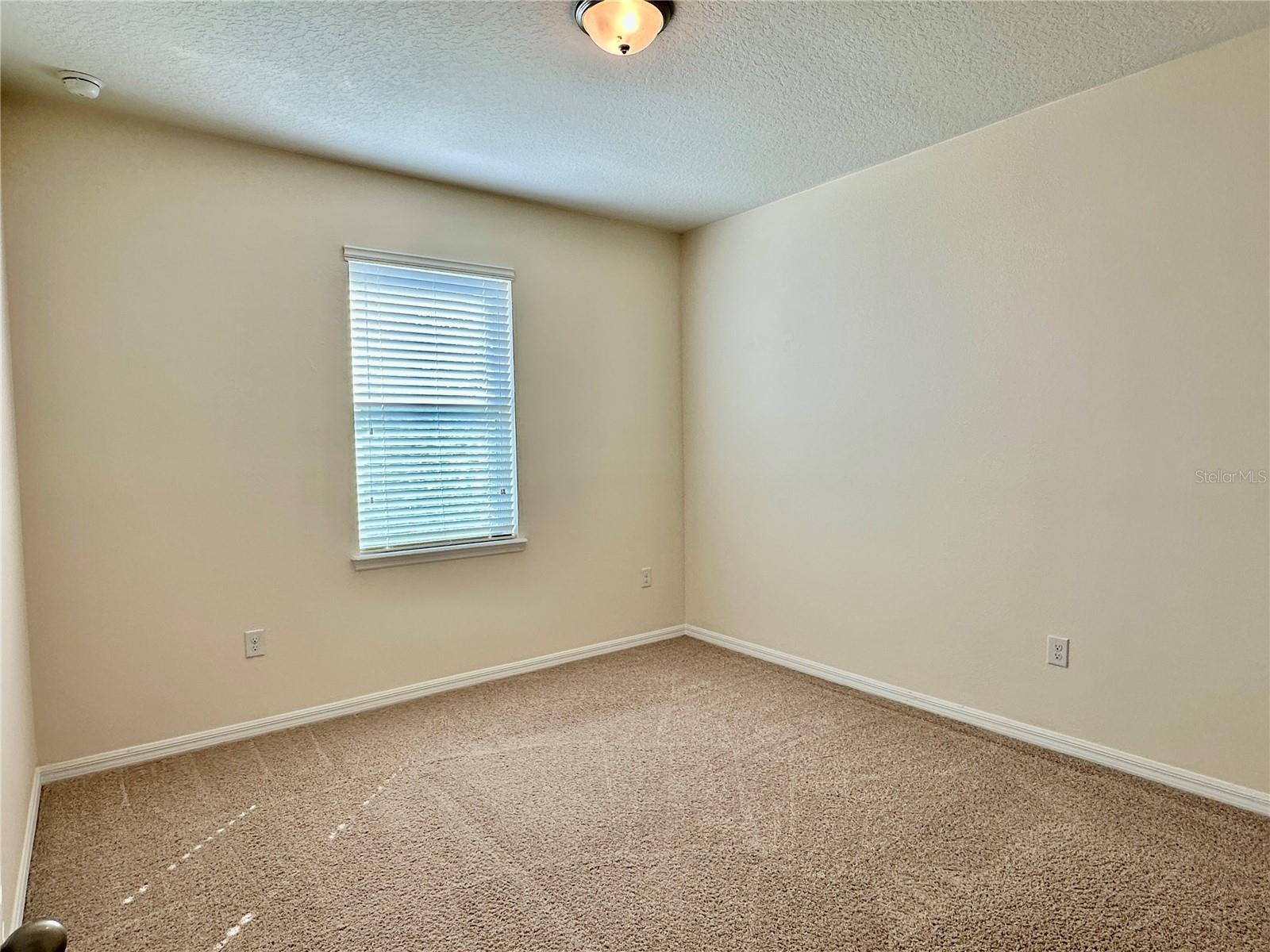 Image 26 of 34 For 13892 Summerport Trail Loop