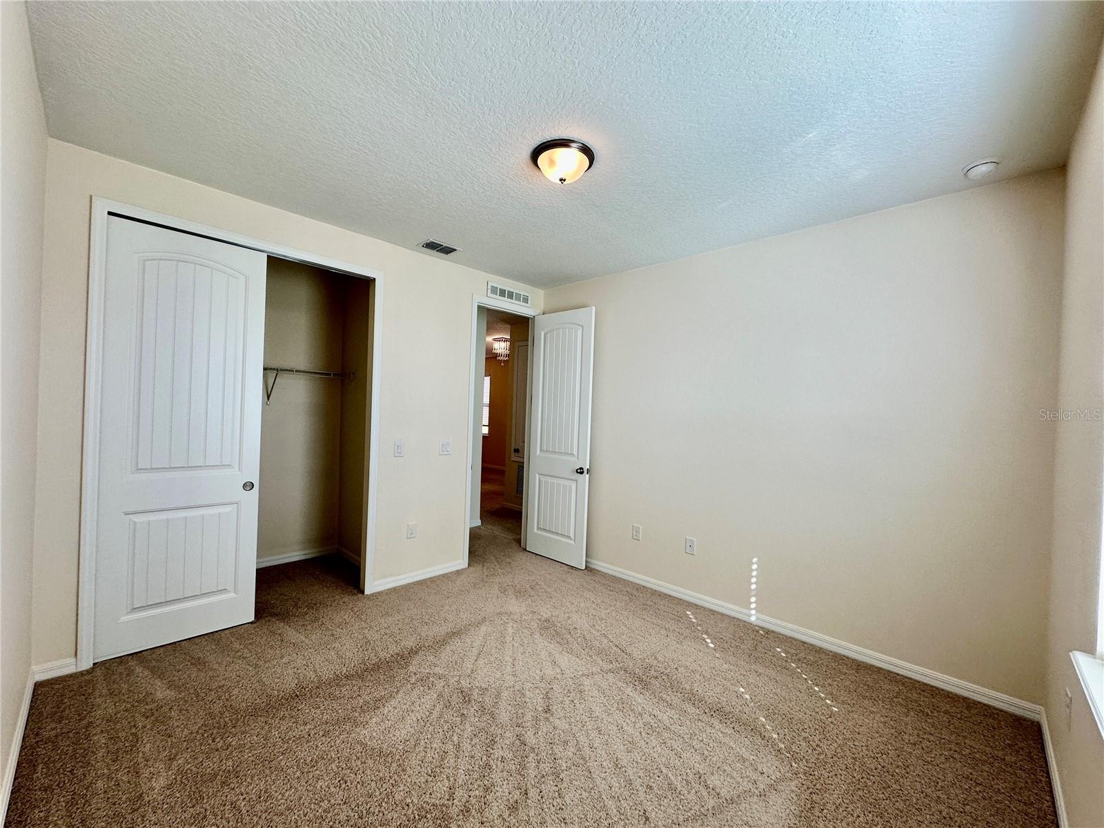 Image 27 of 34 For 13892 Summerport Trail Loop