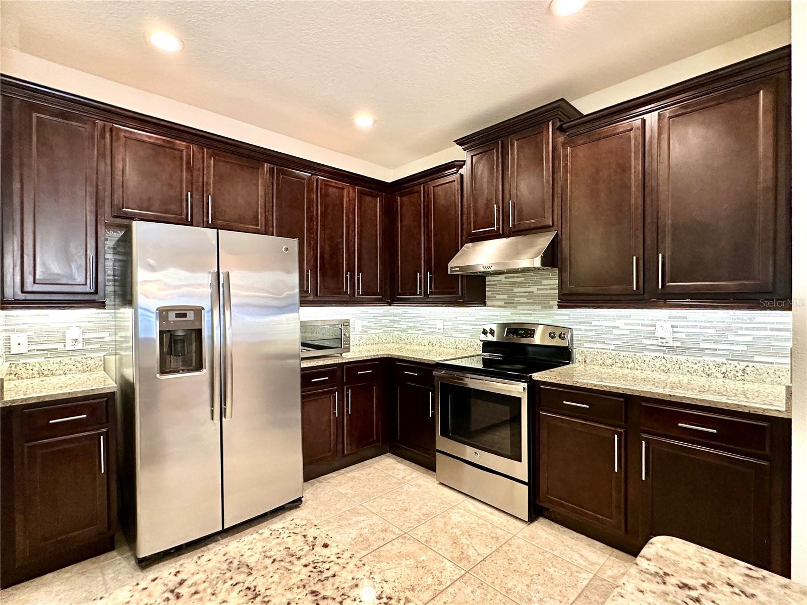 Image 4 of 34 For 13892 Summerport Trail Loop