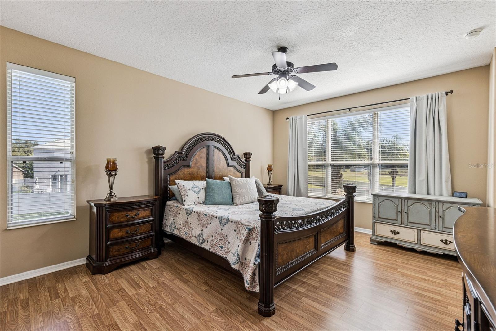 Image 12 of 42 For 429 Chestnut Oak Court