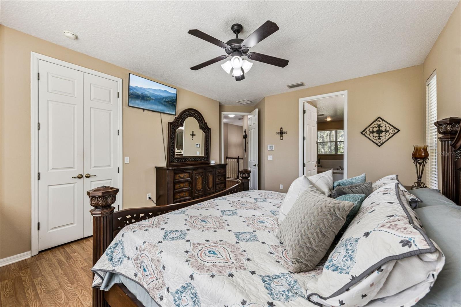 Image 13 of 42 For 429 Chestnut Oak Court