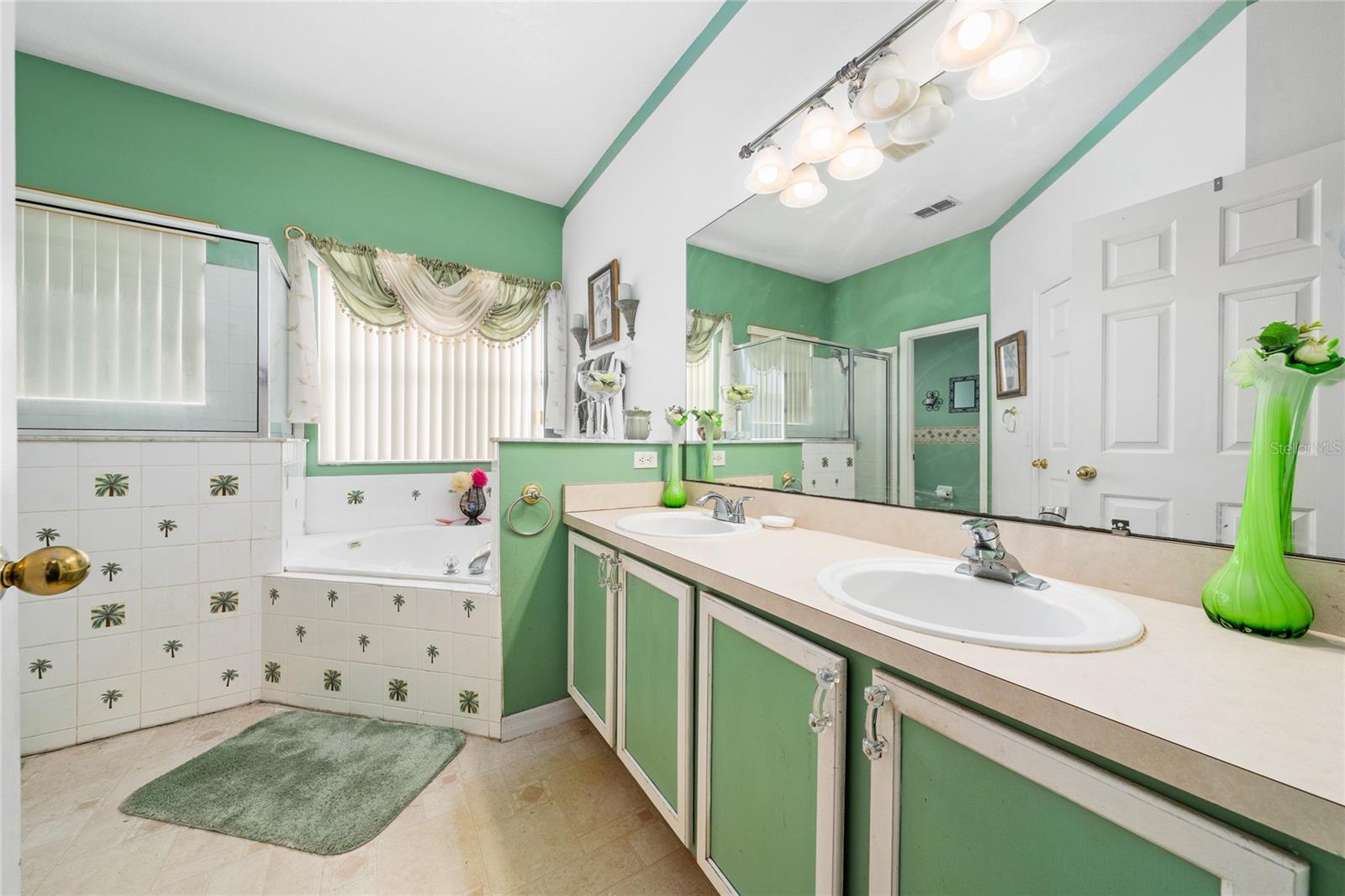 Image 12 of 35 For 2410 Willow Tree Lane