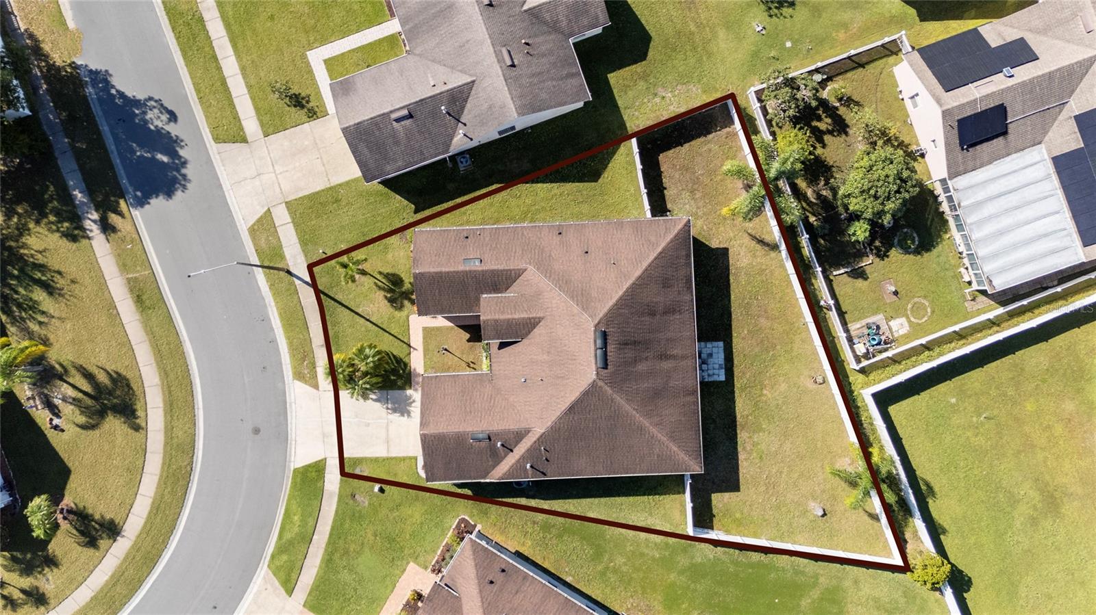 Image 28 of 35 For 2410 Willow Tree Lane