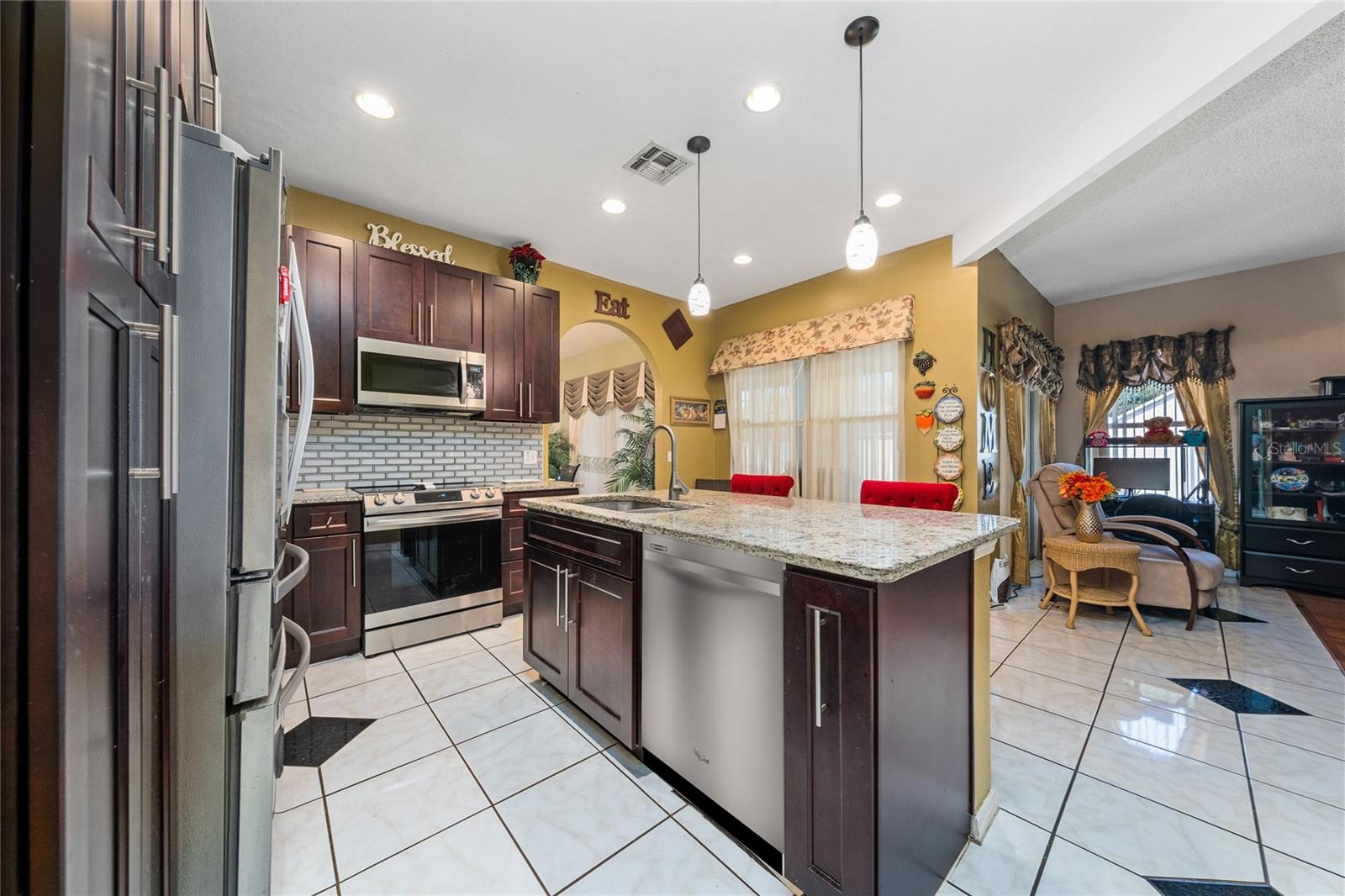 Image 8 of 35 For 2410 Willow Tree Lane