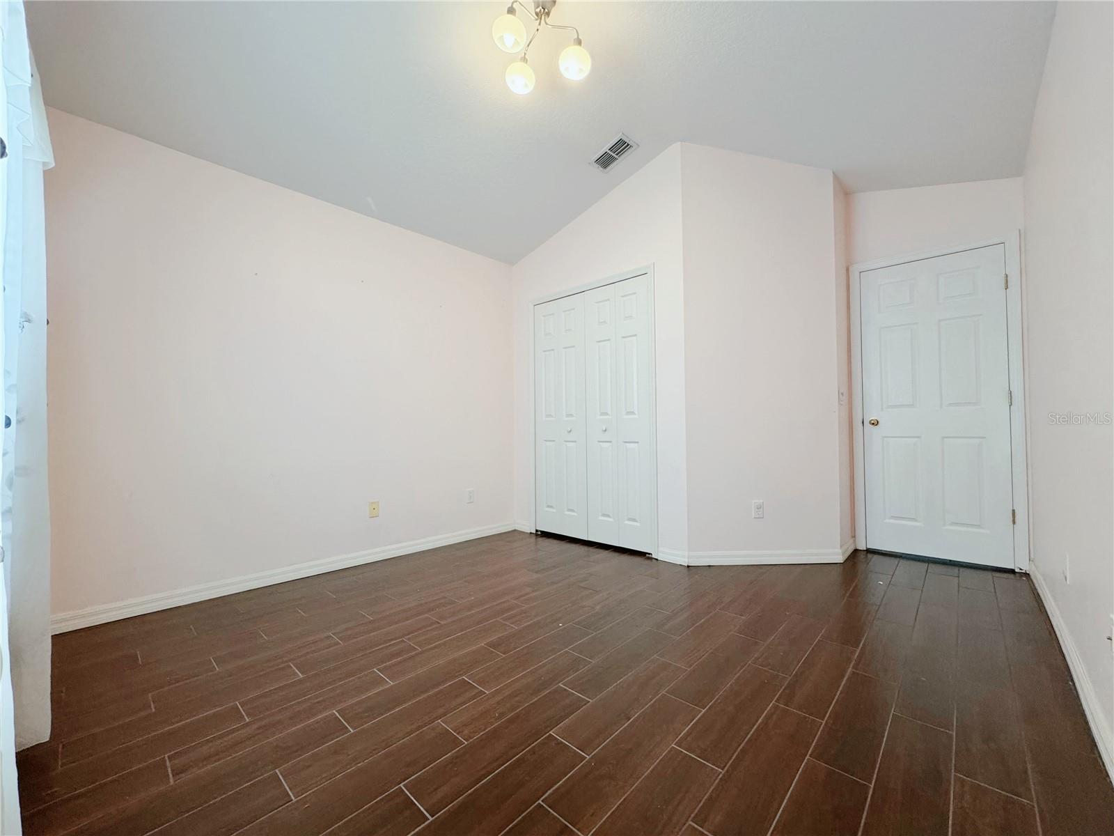 Image 11 of 33 For 2708 Crane Trace Circle