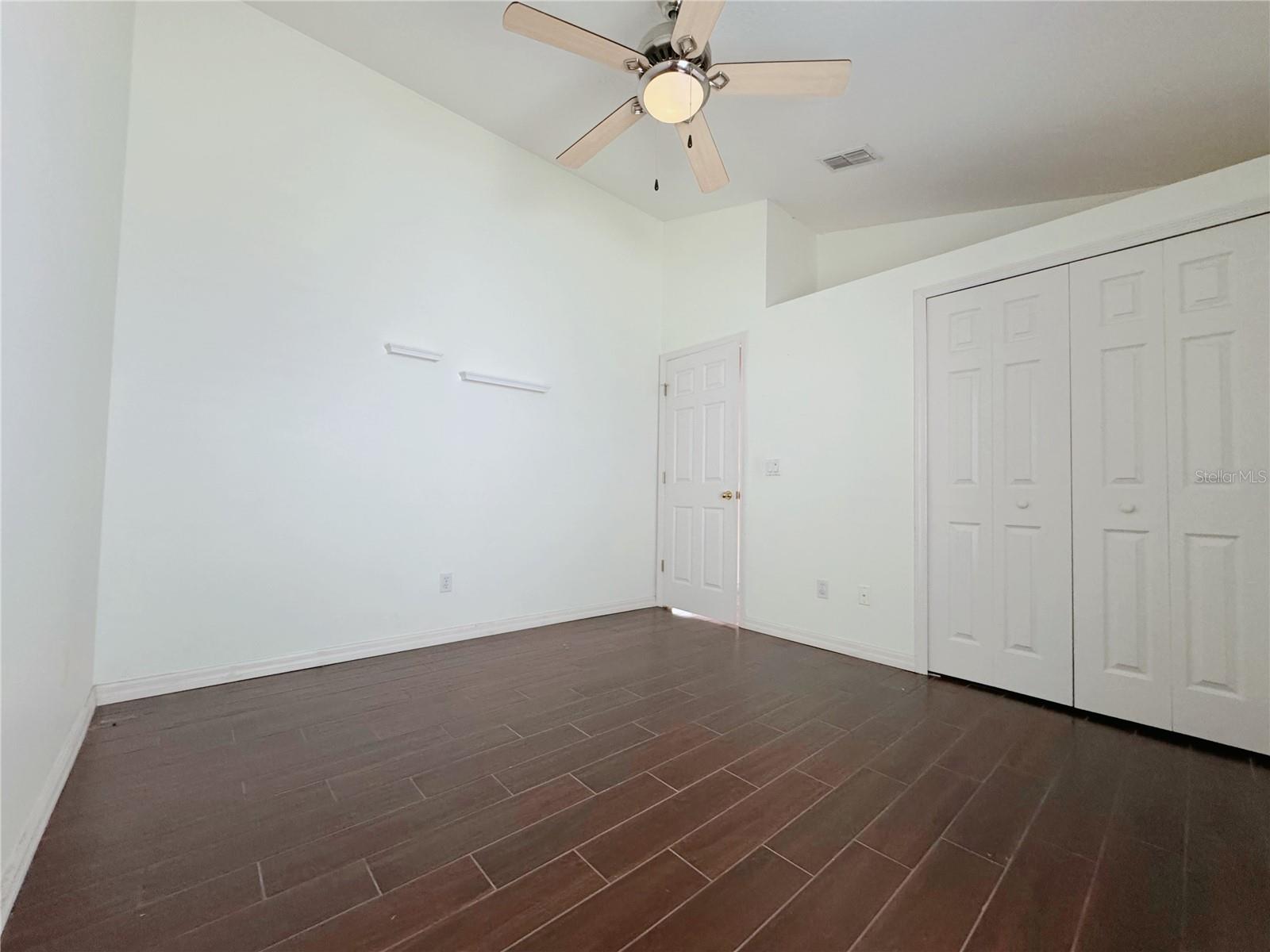 Image 16 of 33 For 2708 Crane Trace Circle