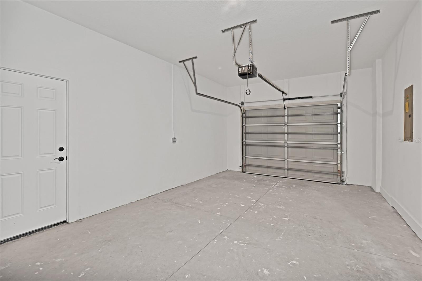 Image 37 of 53 For 13527 100th Lane