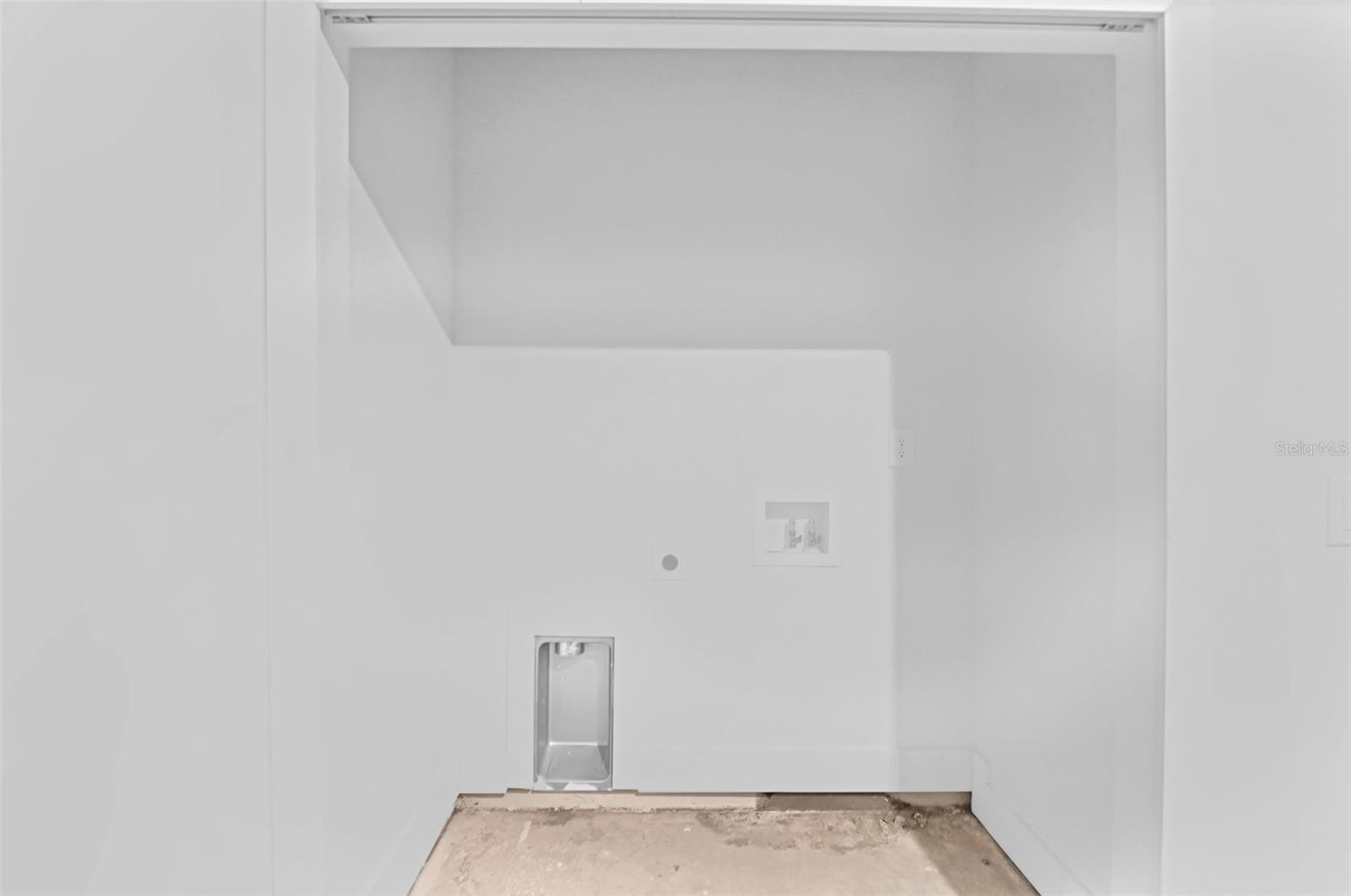 Image 42 of 53 For 13527 100th Lane