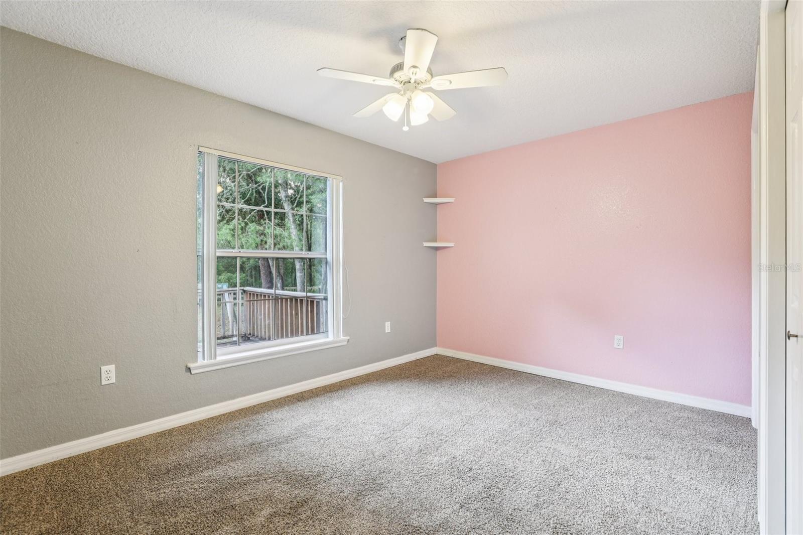 Image 18 of 36 For 31154 Lochmore Circle