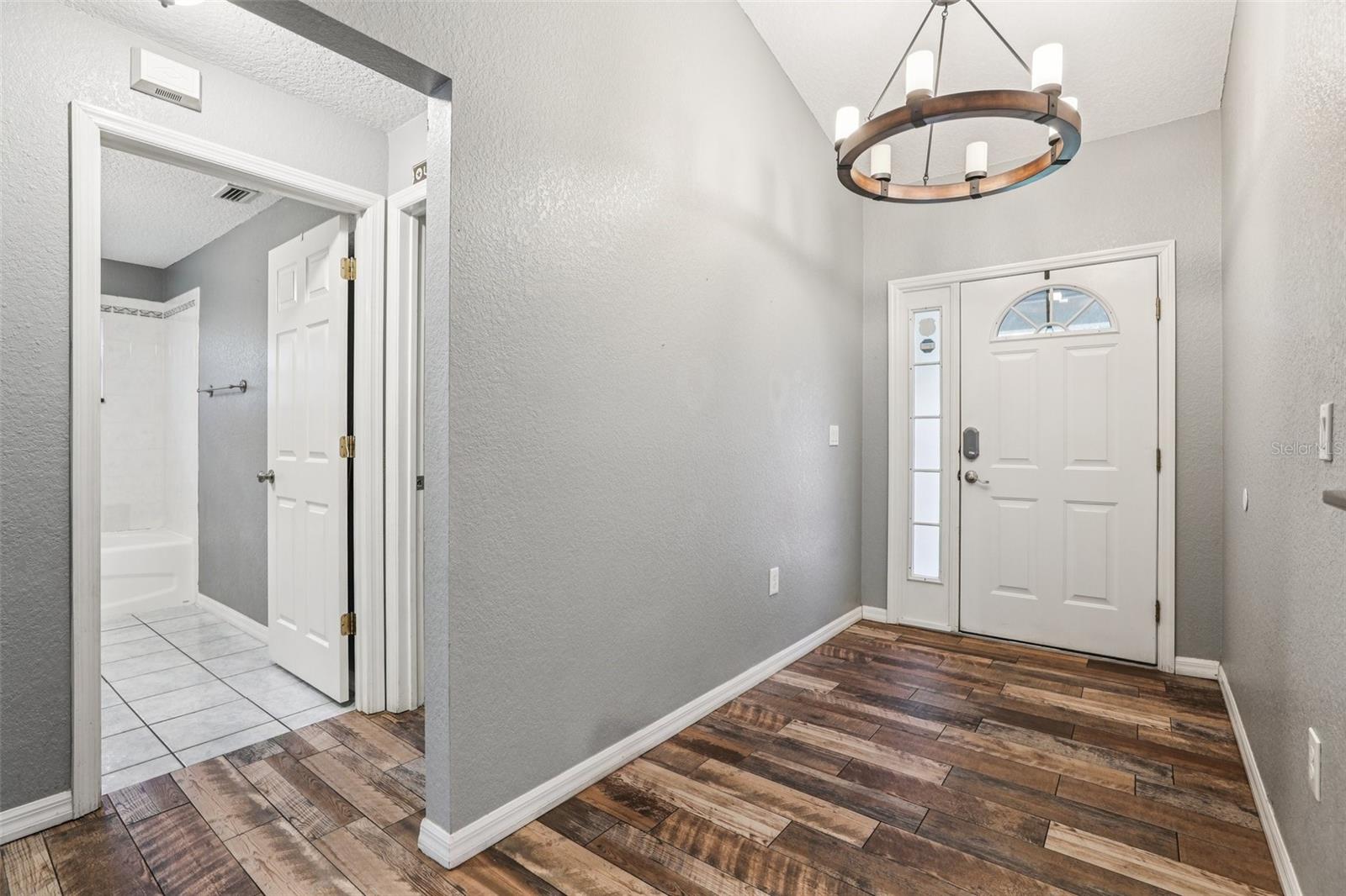 Image 6 of 36 For 31154 Lochmore Circle