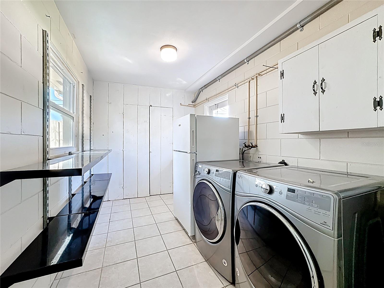 Image 17 of 38 For 3606 Forest Street