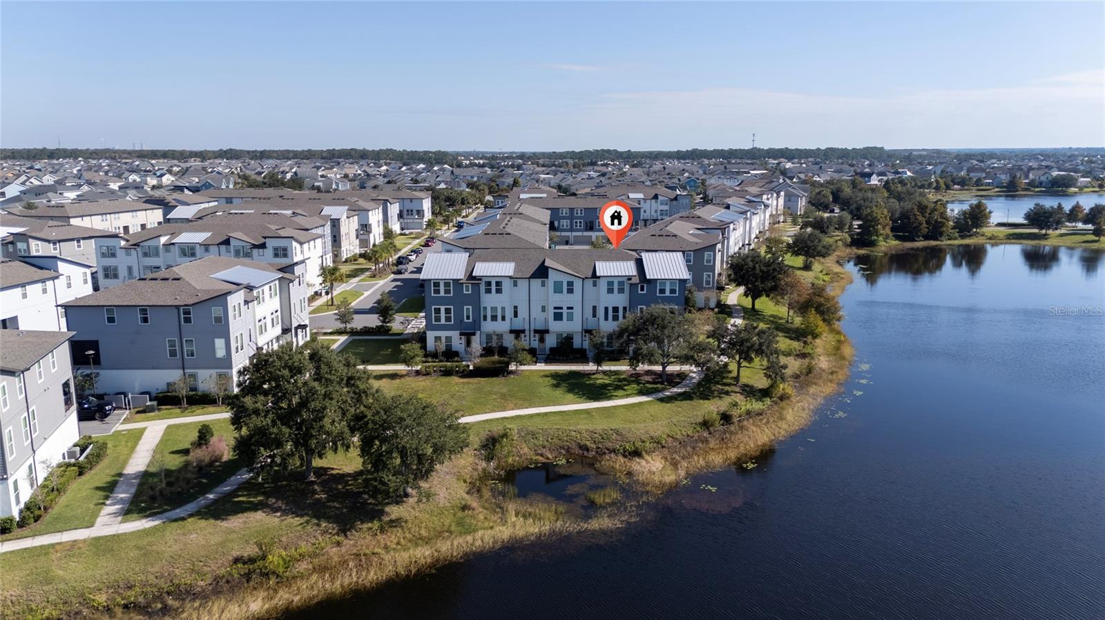 Image 26 of 41 For 12668 Willstatter Avenue