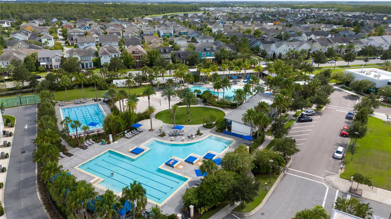 Image 29 of 41 For 12668 Willstatter Avenue