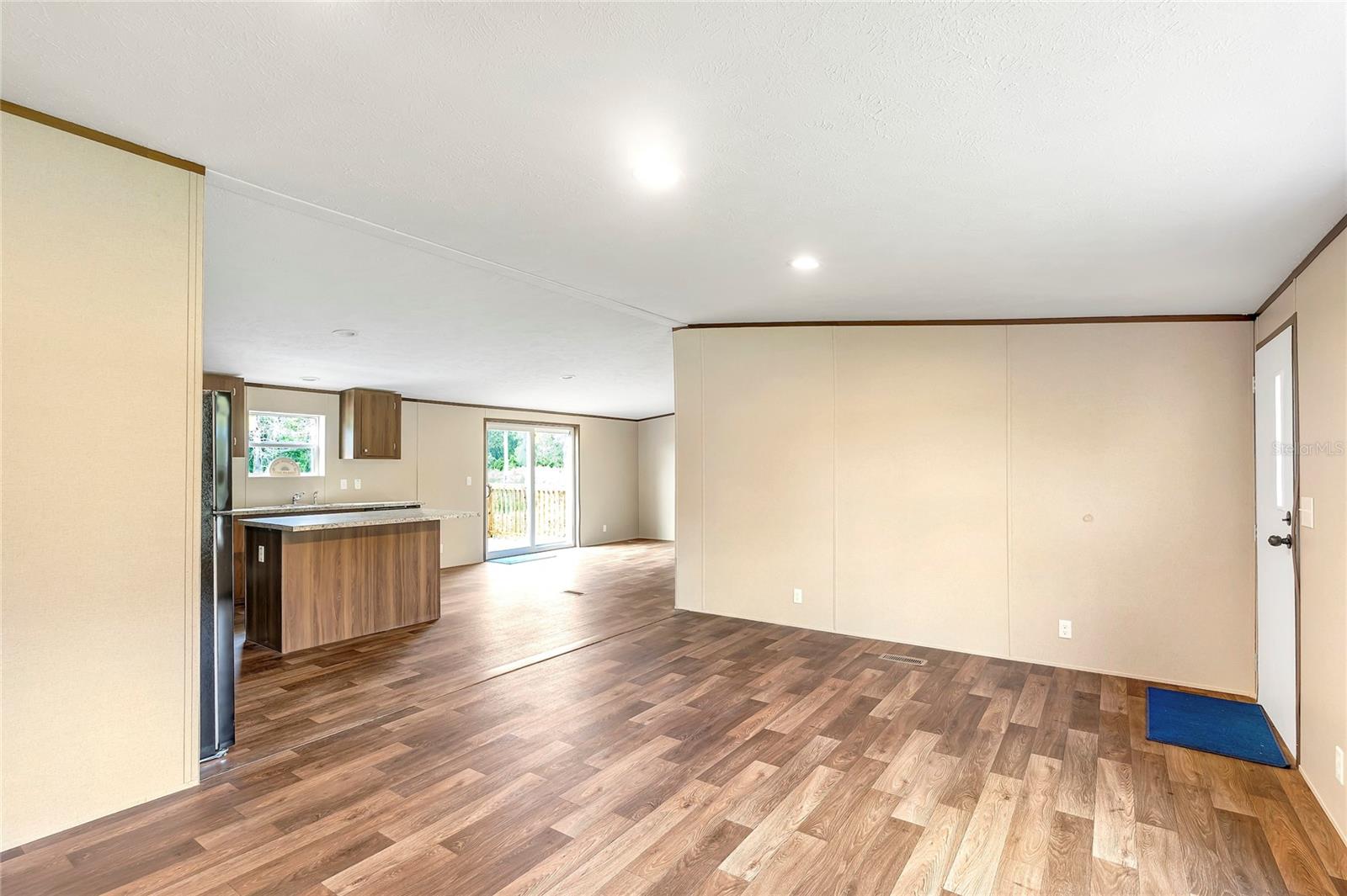 Image 11 of 52 For 4246 La Salle Avenue