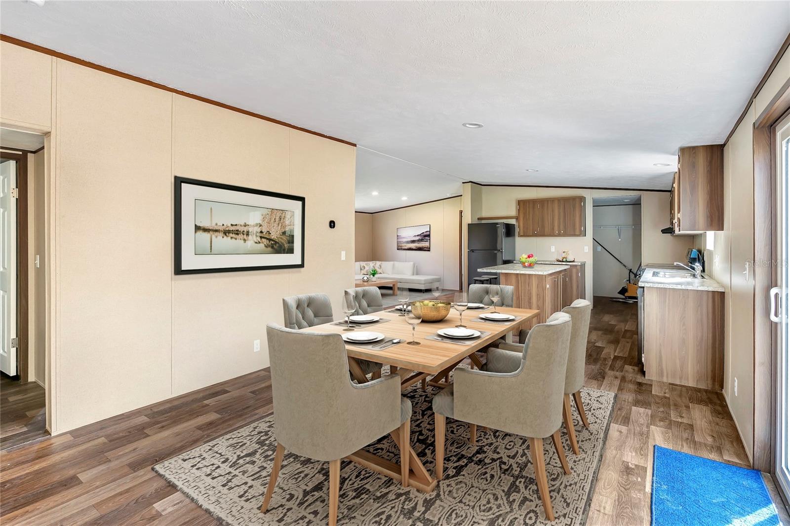 Image 19 of 52 For 4246 La Salle Avenue