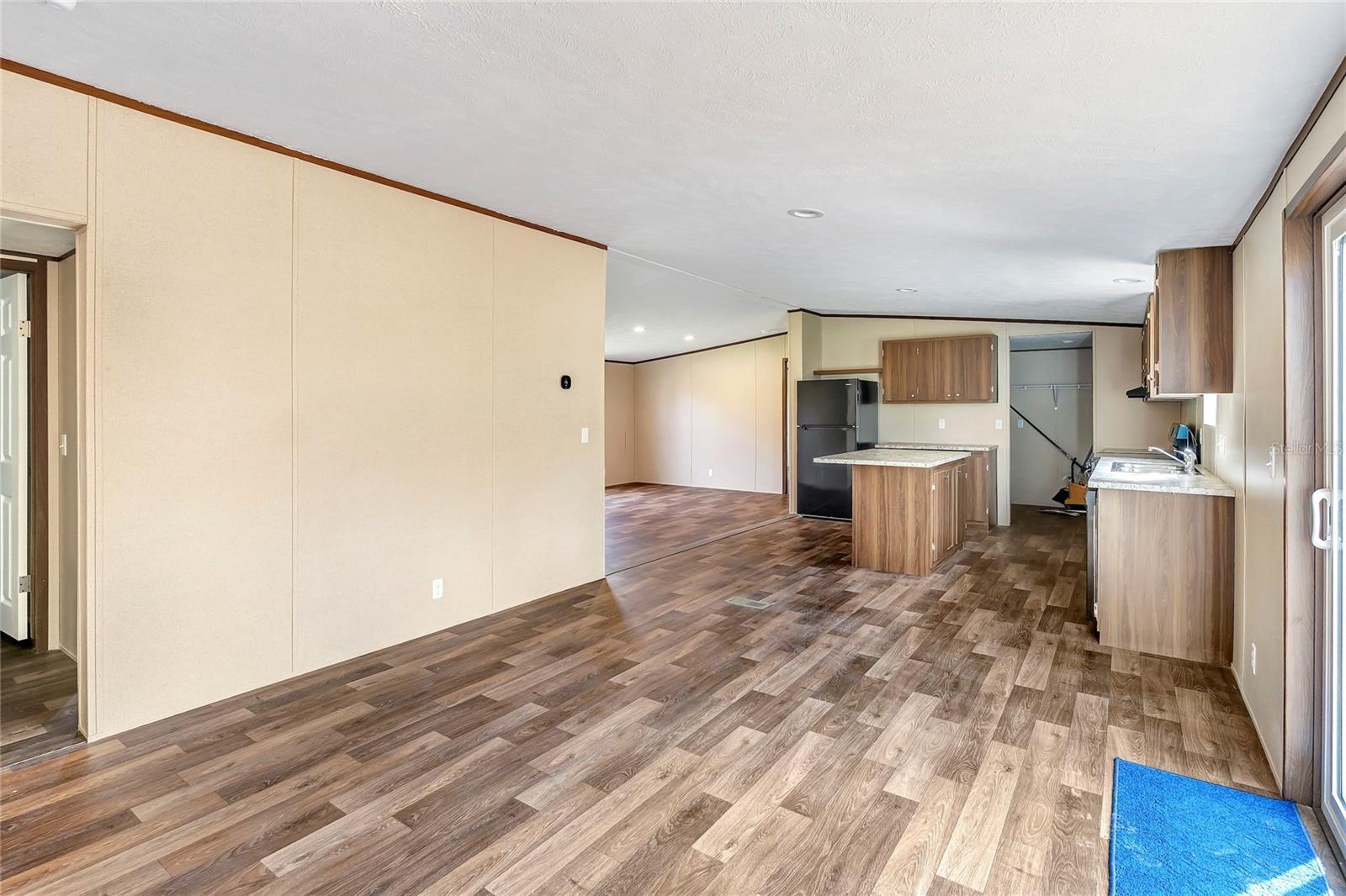 Image 20 of 52 For 4246 La Salle Avenue