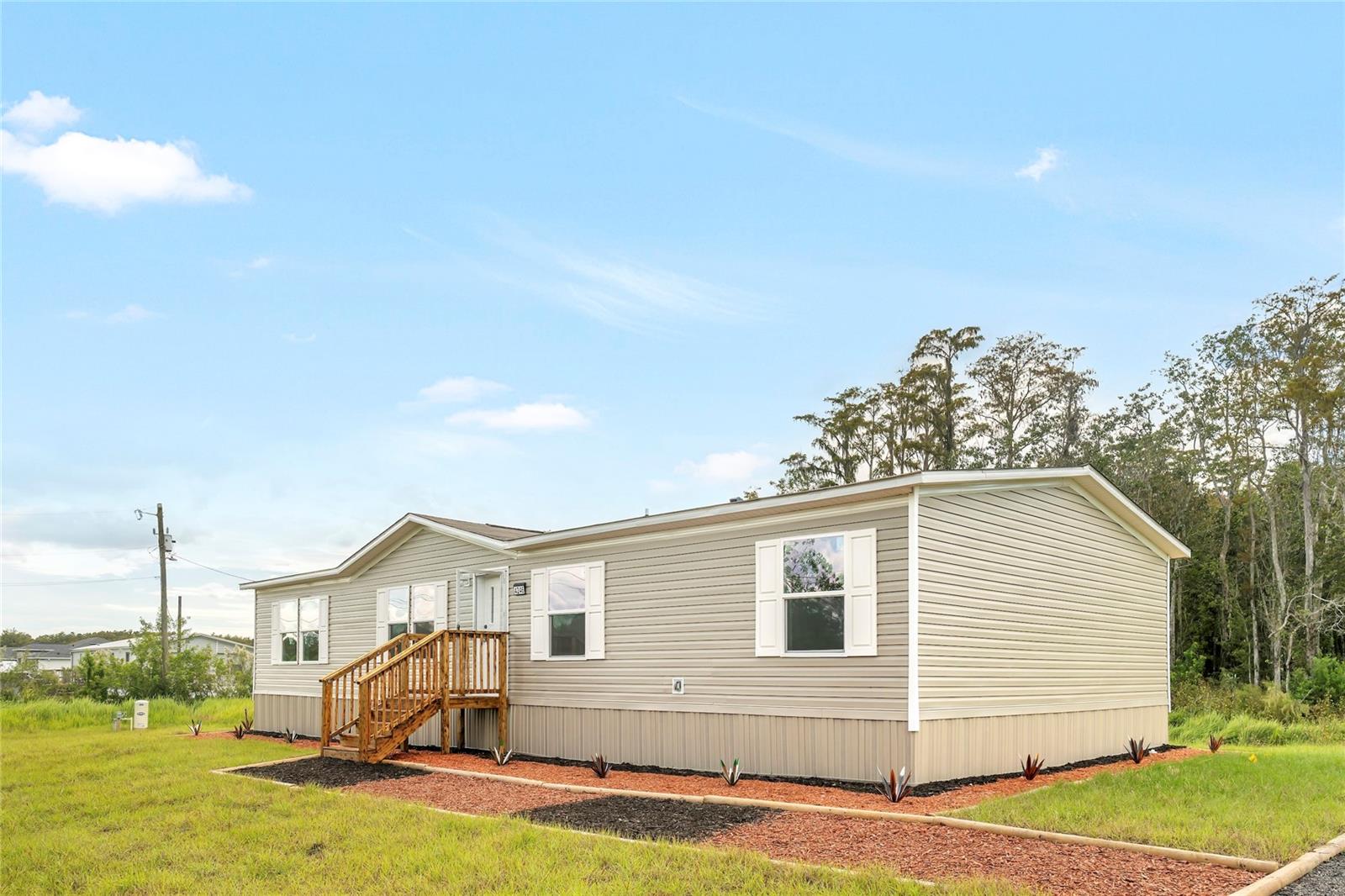 Image 3 of 52 For 4246 La Salle Avenue