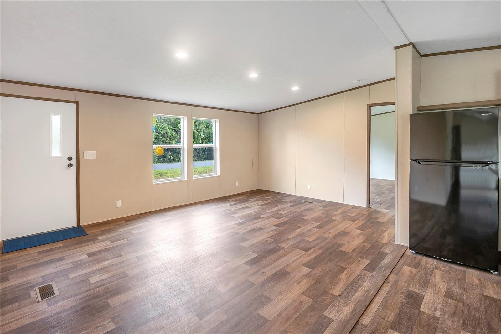 Image 30 of 52 For 4246 La Salle Avenue