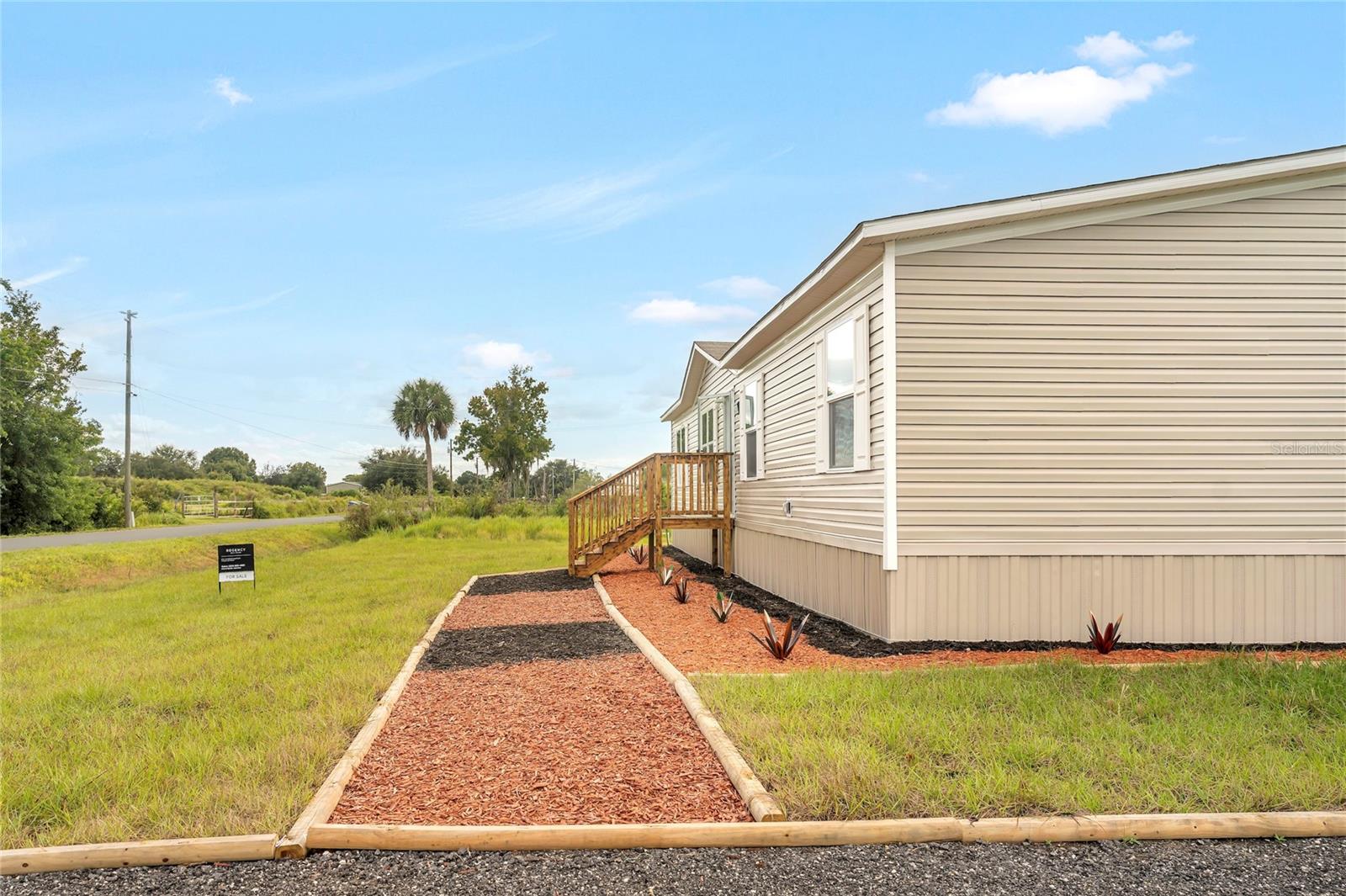 Image 5 of 52 For 4246 La Salle Avenue