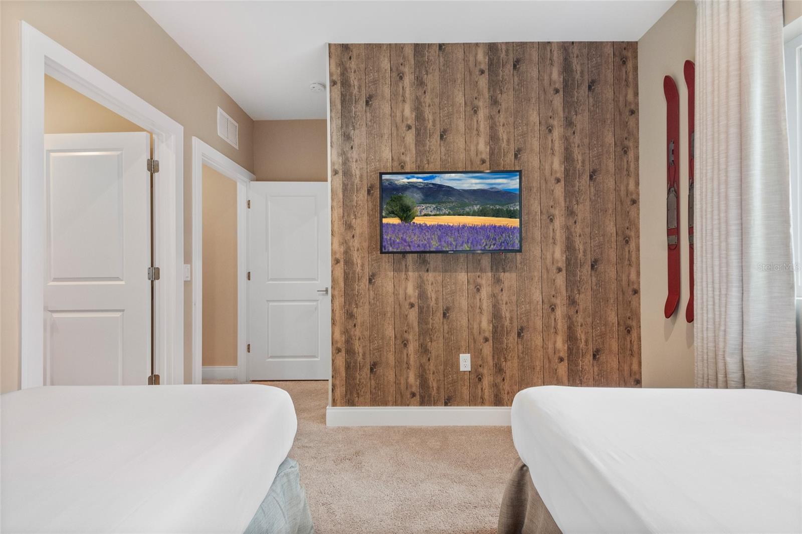 Image 38 of 55 For 7530 Brooklyn Drive