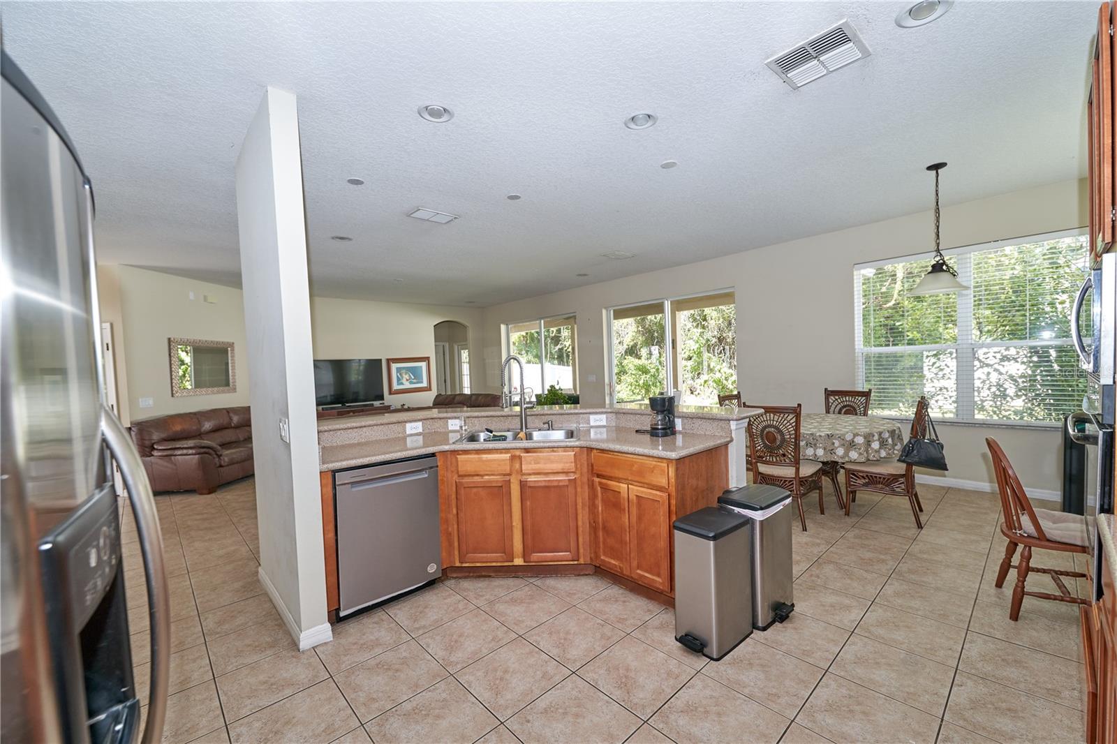 Image 29 of 79 For 330 Kays Landing Drive