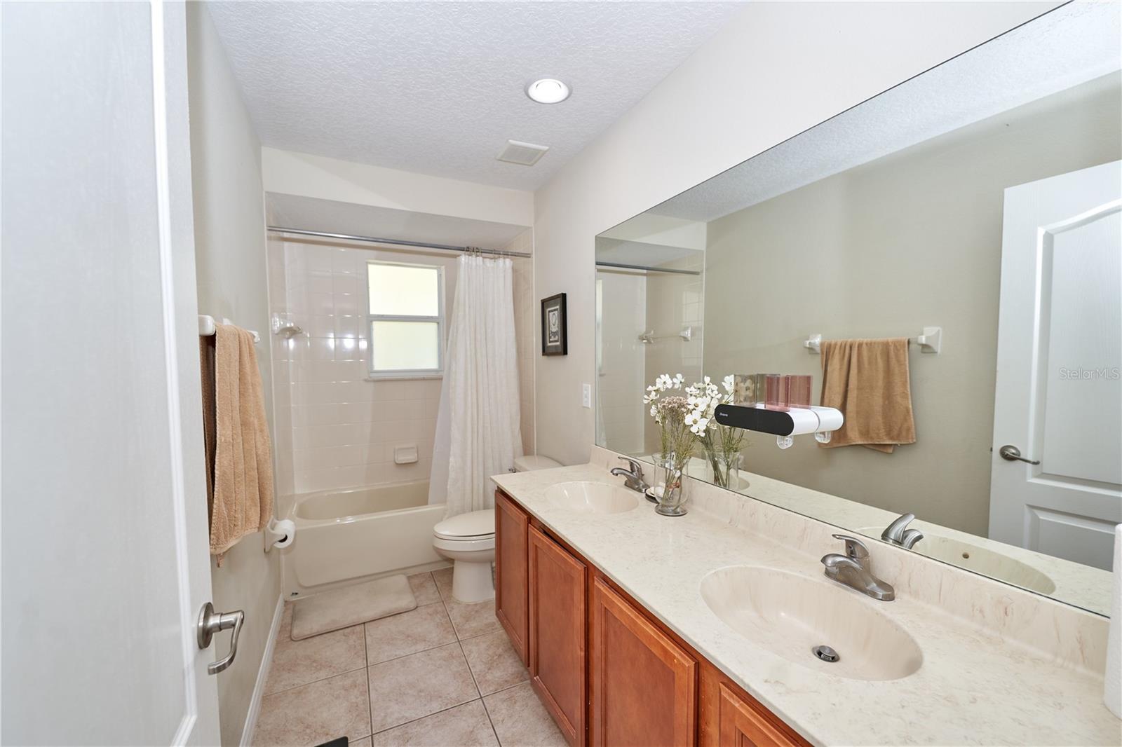 Image 31 of 79 For 330 Kays Landing Drive