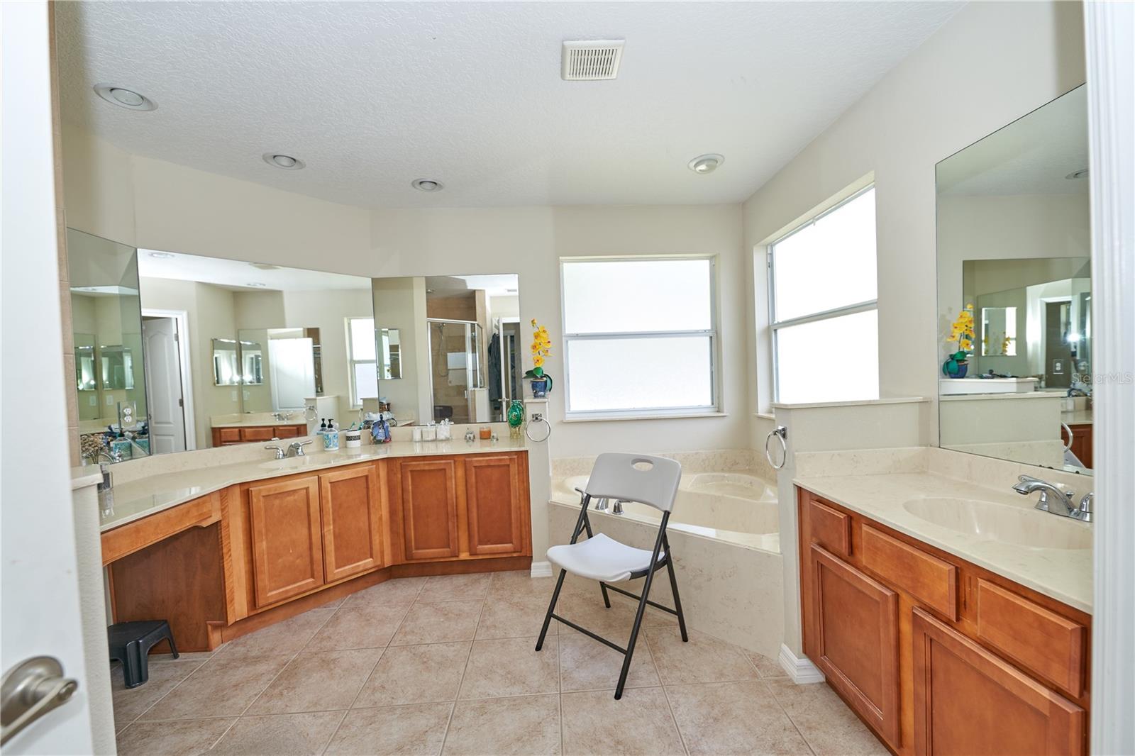 Image 60 of 79 For 330 Kays Landing Drive