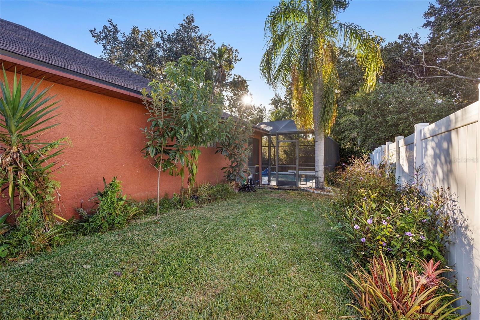 Image 29 of 56 For 16502 Cayman Drive