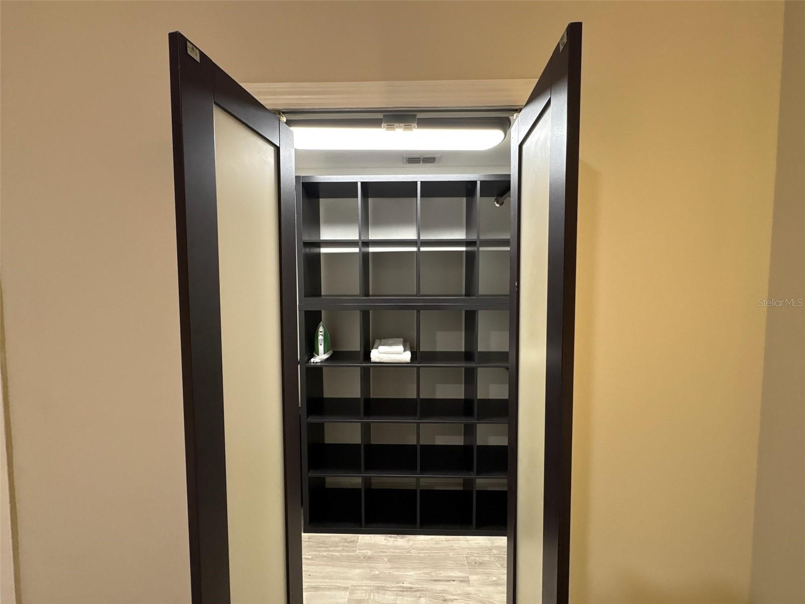 Image 15 of 34 For 142 Hollingshead Loop