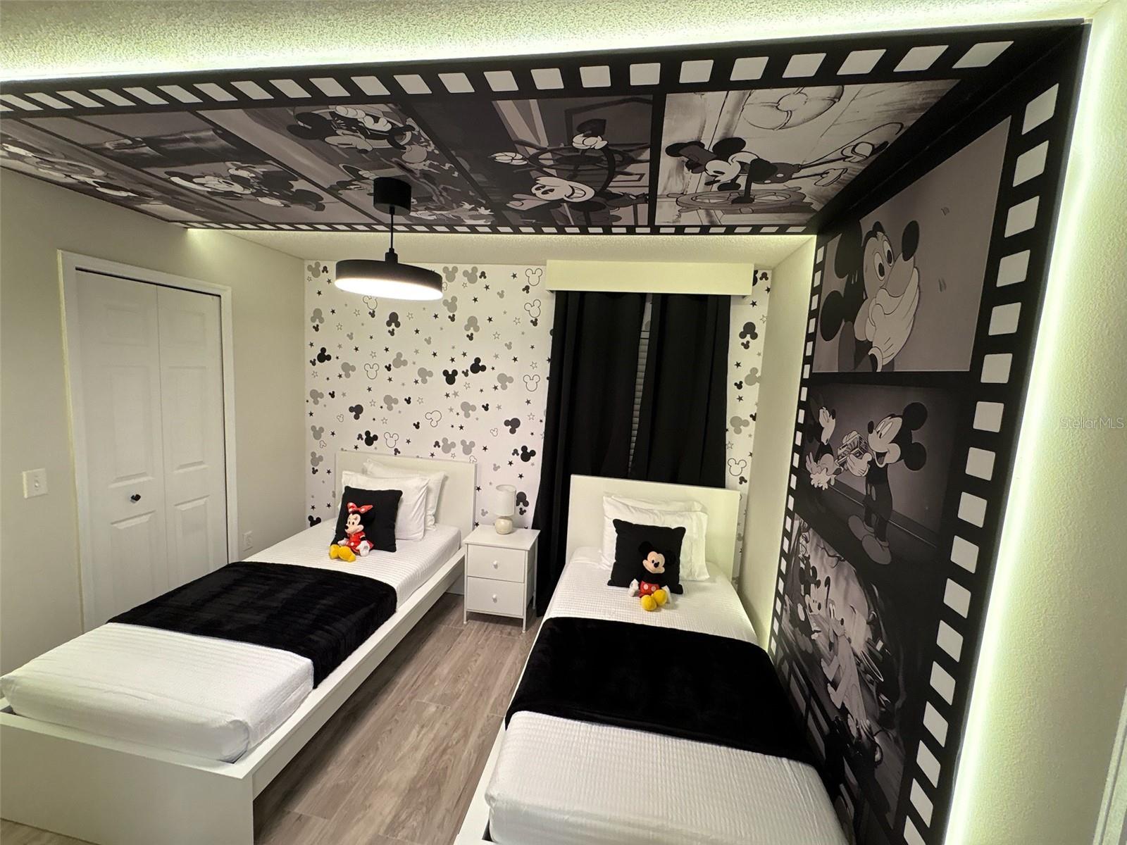 Image 21 of 34 For 142 Hollingshead Loop