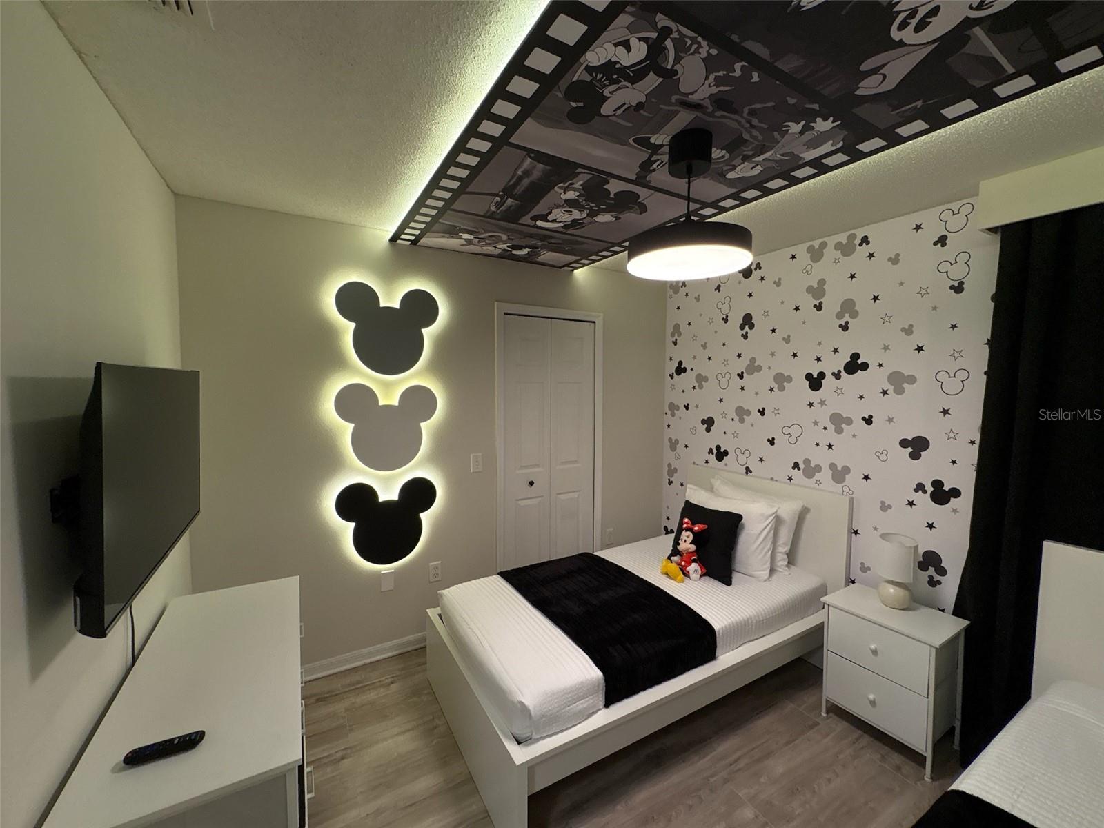 Image 22 of 34 For 142 Hollingshead Loop