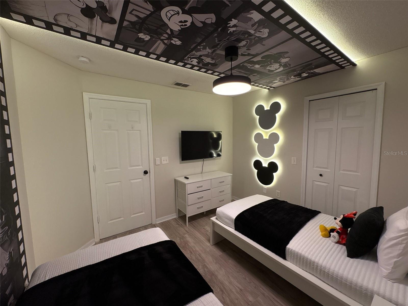 Image 23 of 34 For 142 Hollingshead Loop