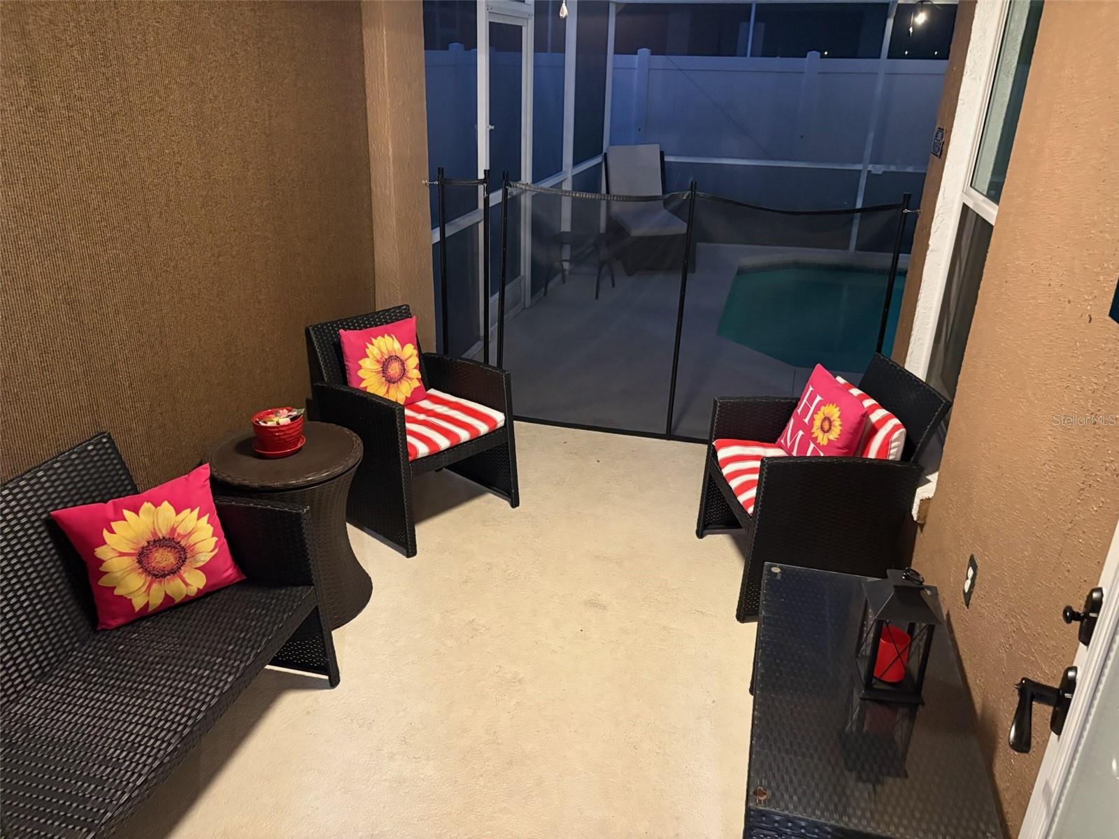 Image 30 of 34 For 142 Hollingshead Loop