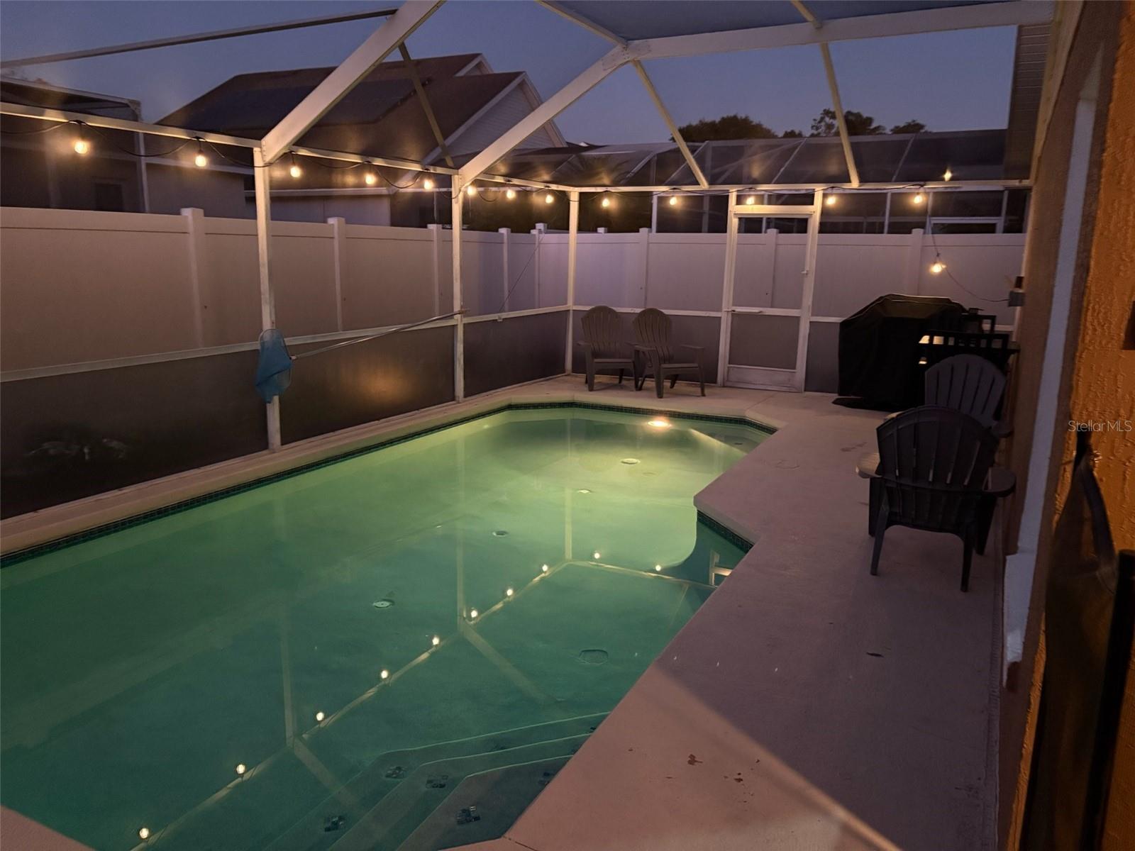 Image 33 of 34 For 142 Hollingshead Loop