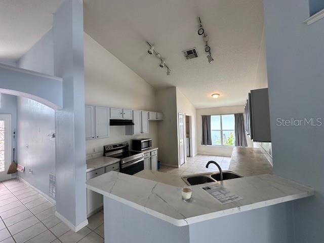 Listing photo id 1 for 2538 Crown Ridge Circle