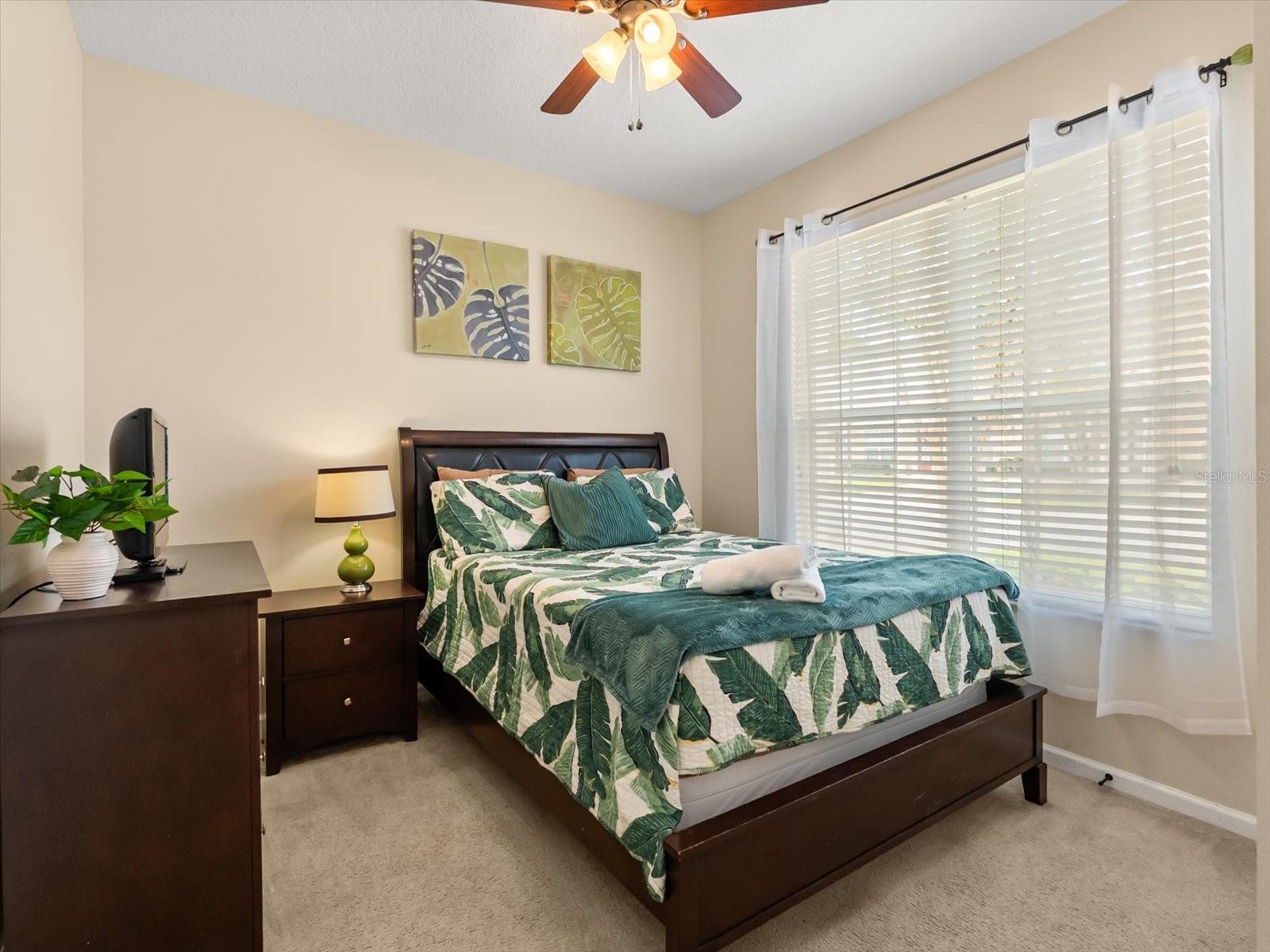 Image 11 of 44 For 2355 Silver Palm Drive