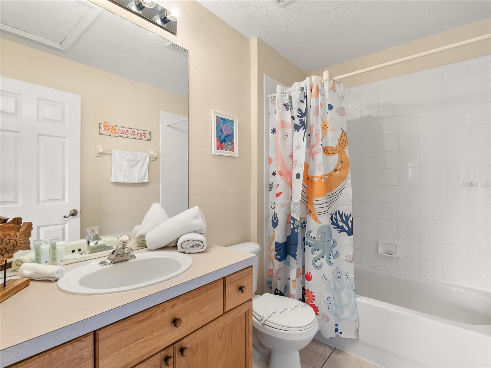 Image 19 of 44 For 2355 Silver Palm Drive